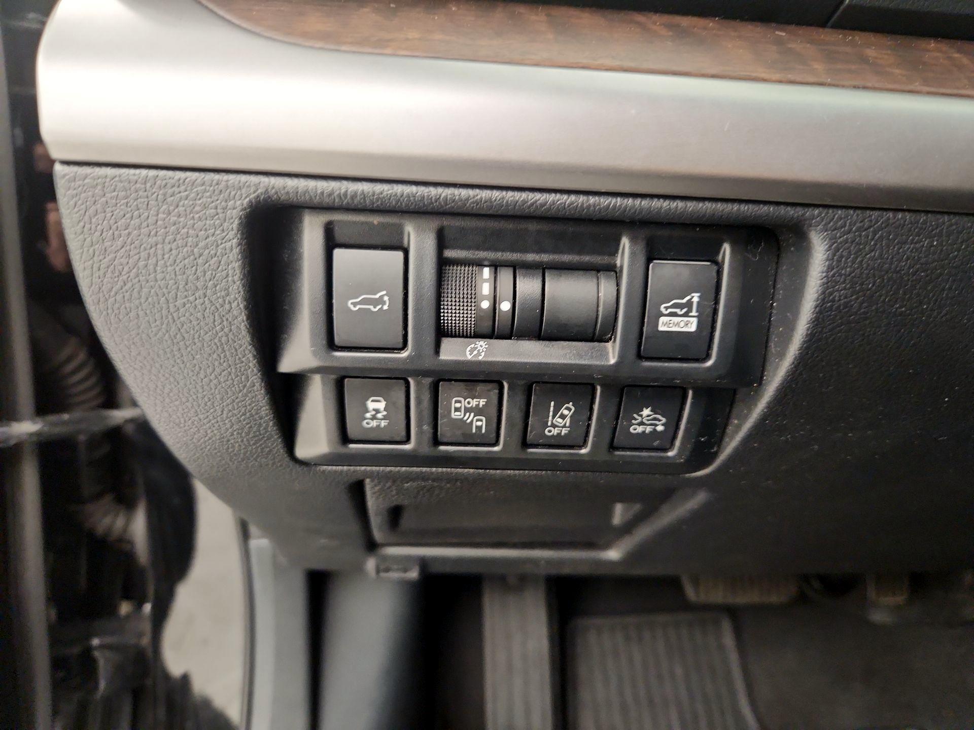 Thumbnail: 2018 Subaru Outback - 13