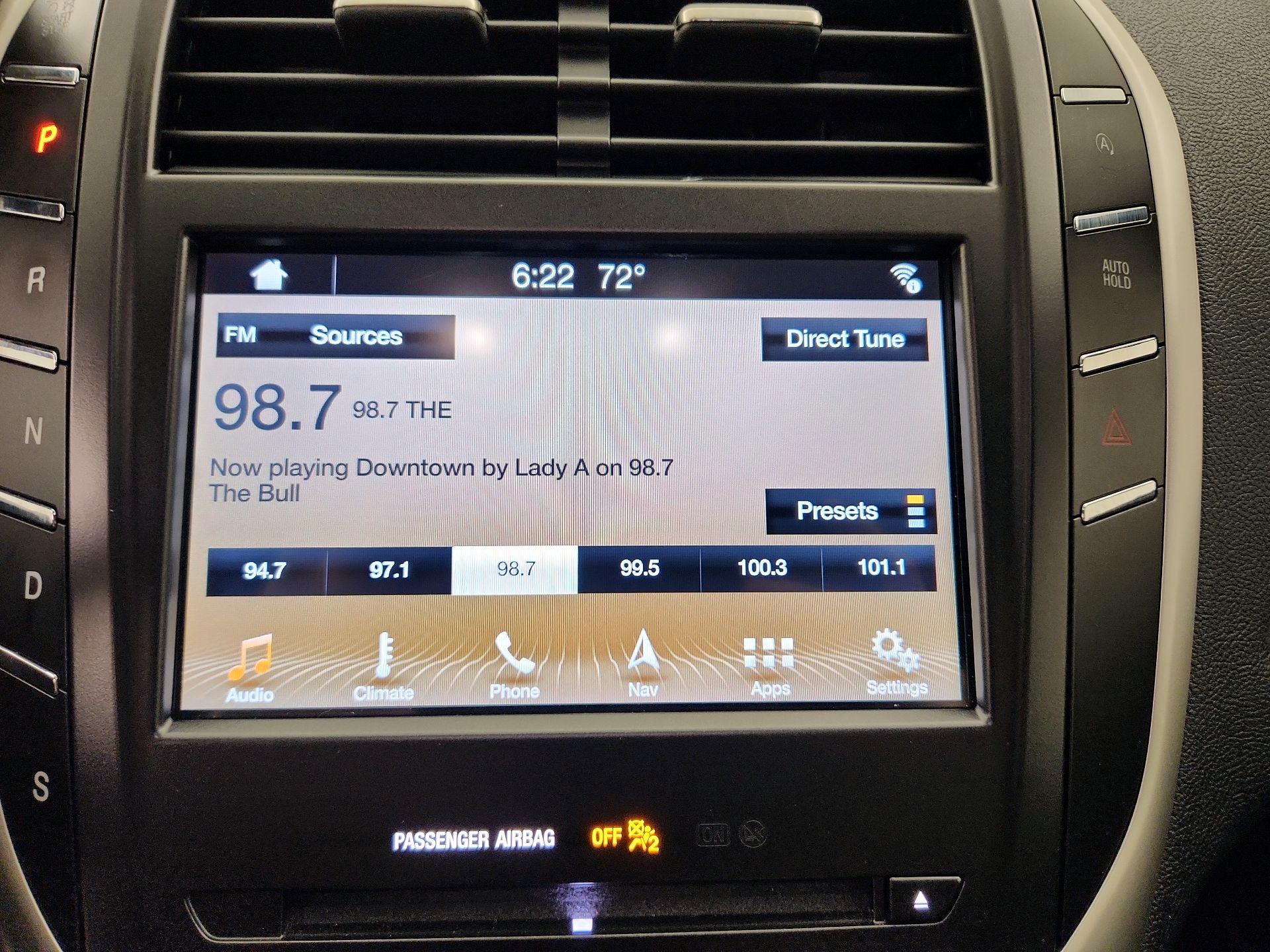 Thumbnail: 2019 Lincoln MKC - 16
