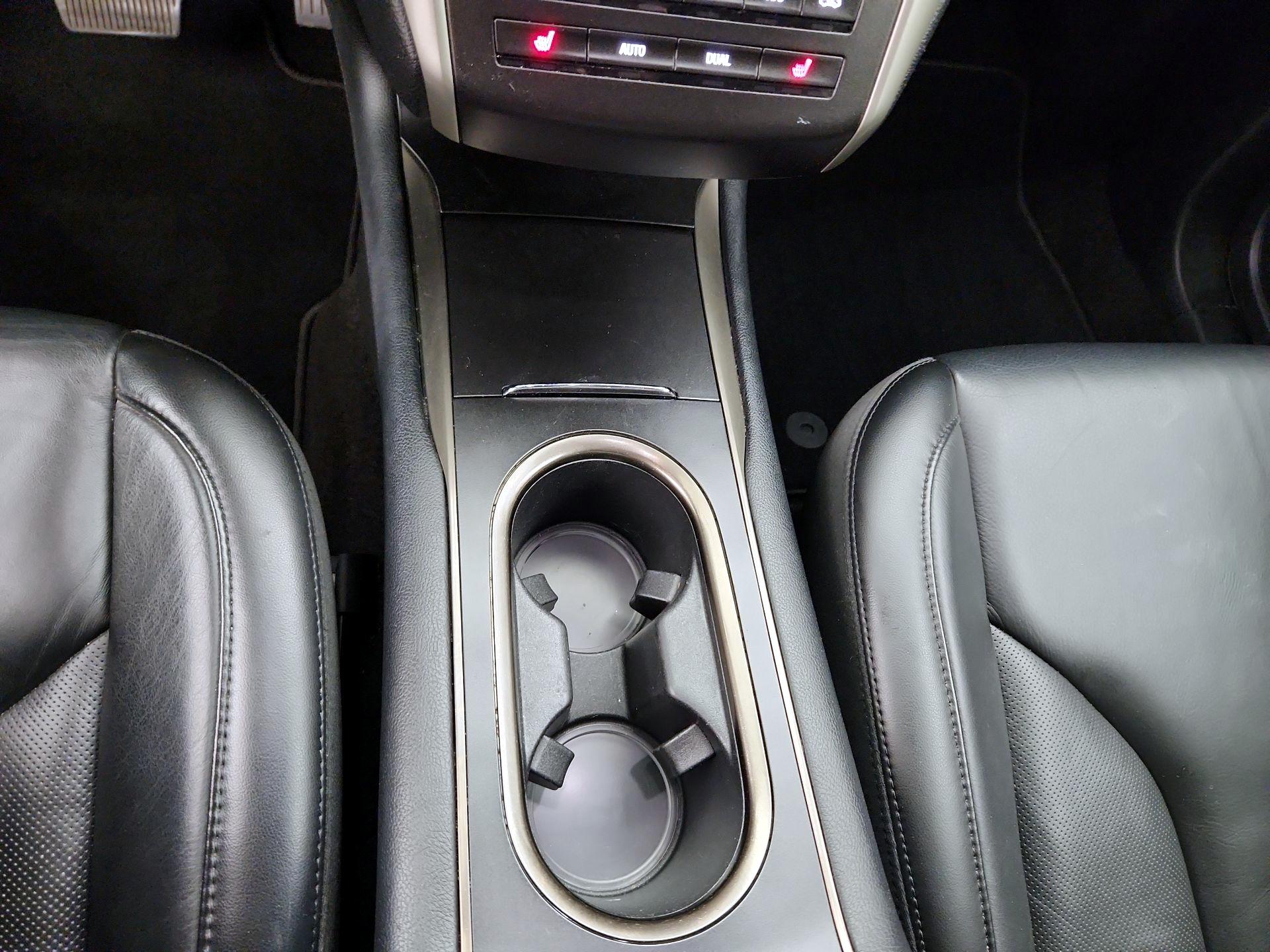 Thumbnail: 2019 Lincoln MKC - 18
