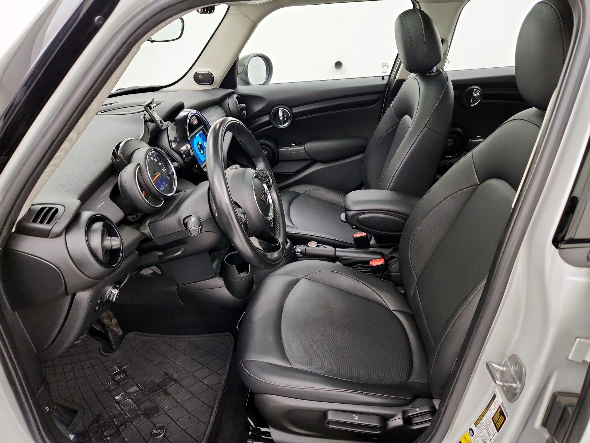 Thumbnail: 2019 MINI Cooper Hardtop - 11