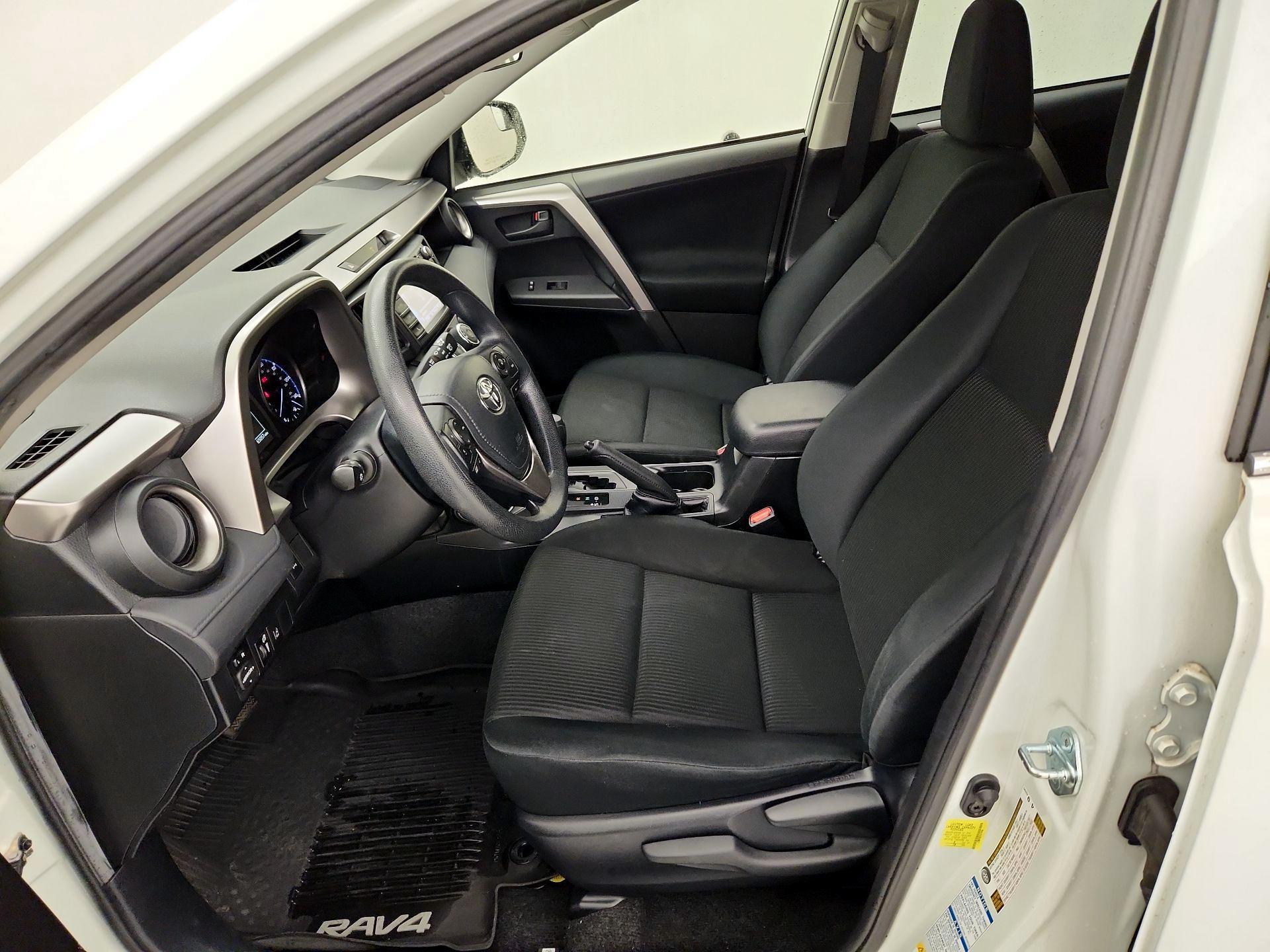 Thumbnail: 2017 Toyota RAV4 - 11