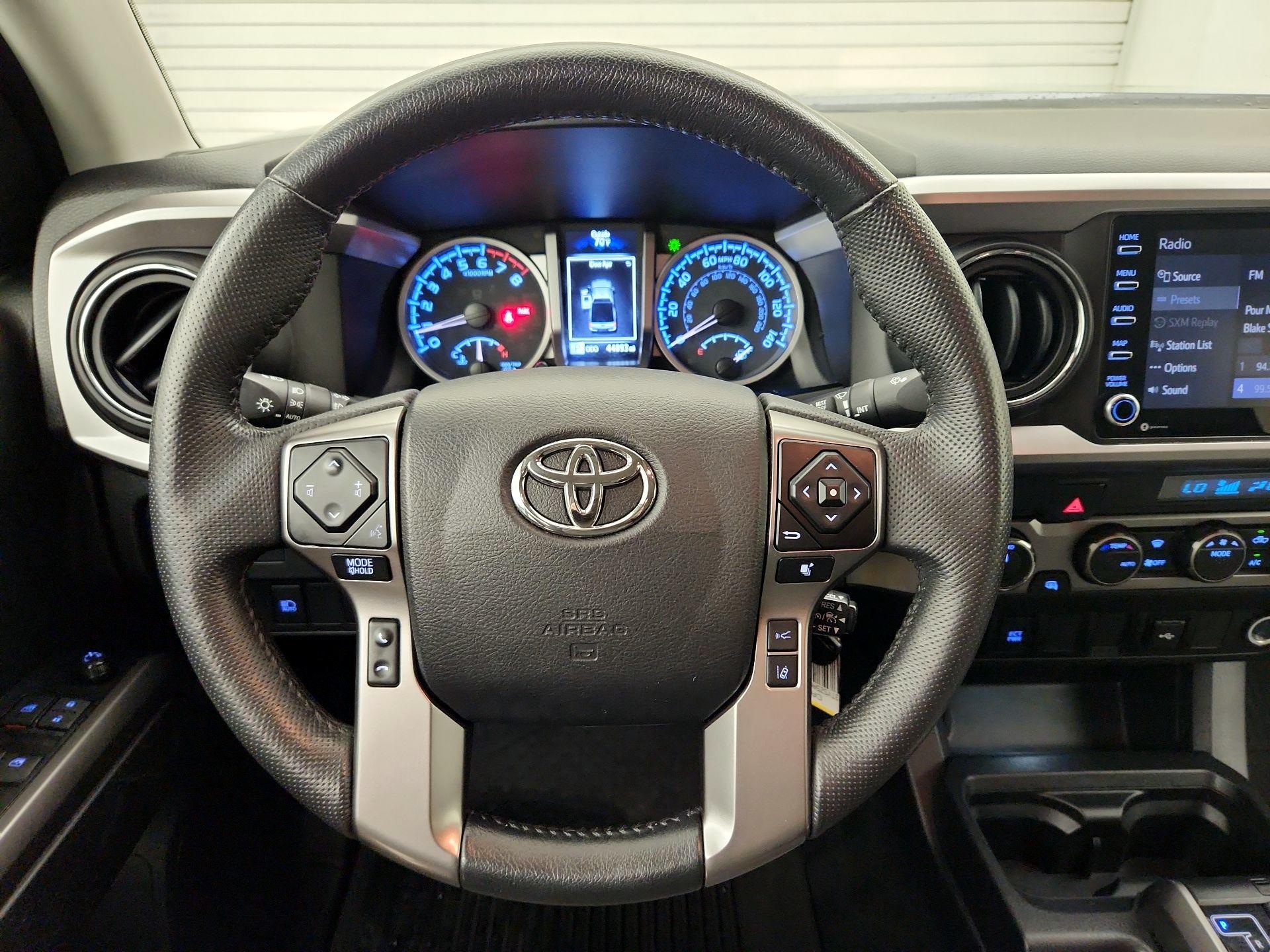 Thumbnail: 2022 Toyota Tacoma - 10