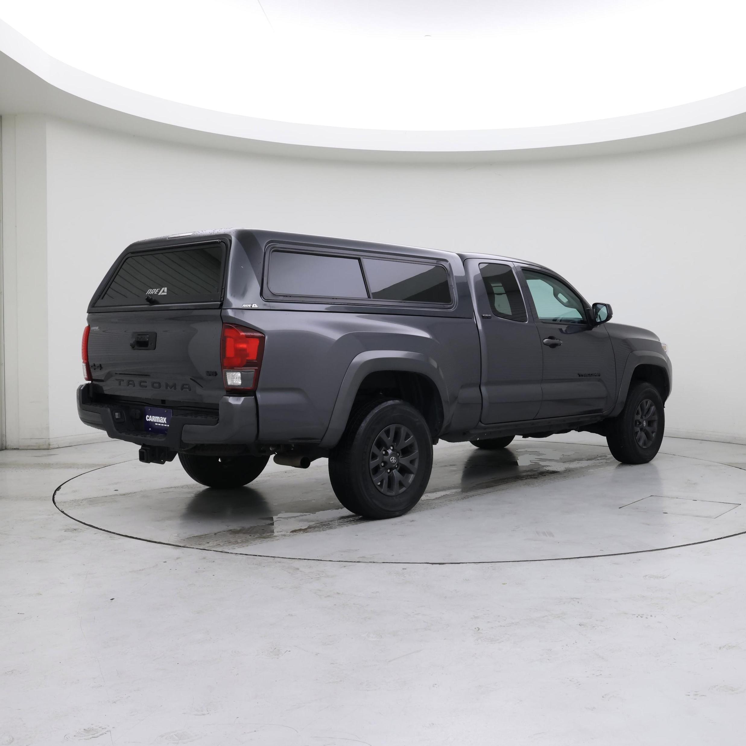 Thumbnail: 2022 Toyota Tacoma - 8