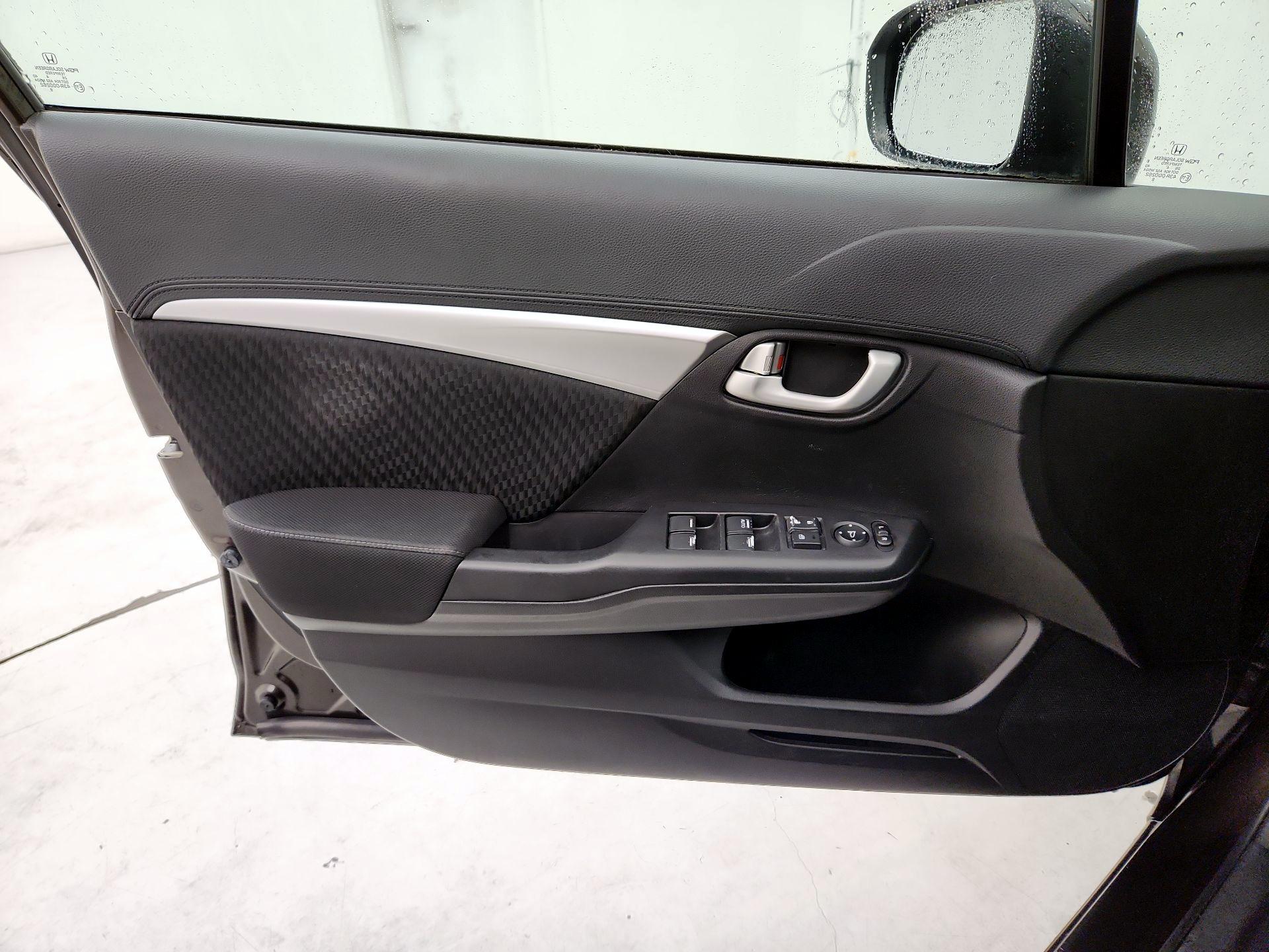 Thumbnail: 2014 Honda Civic - 12