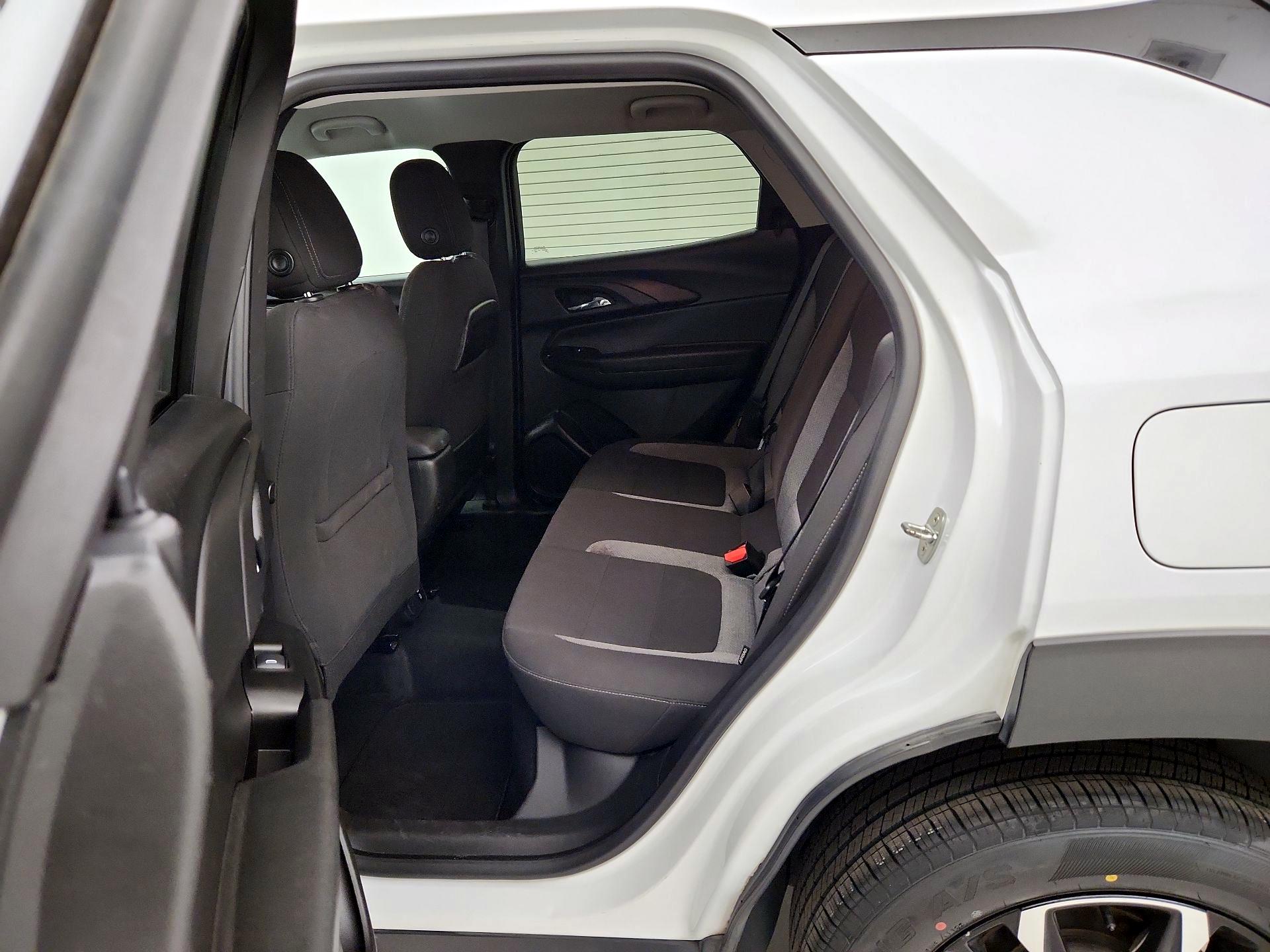 Thumbnail: 2022 Chevrolet TrailBlazer - 19