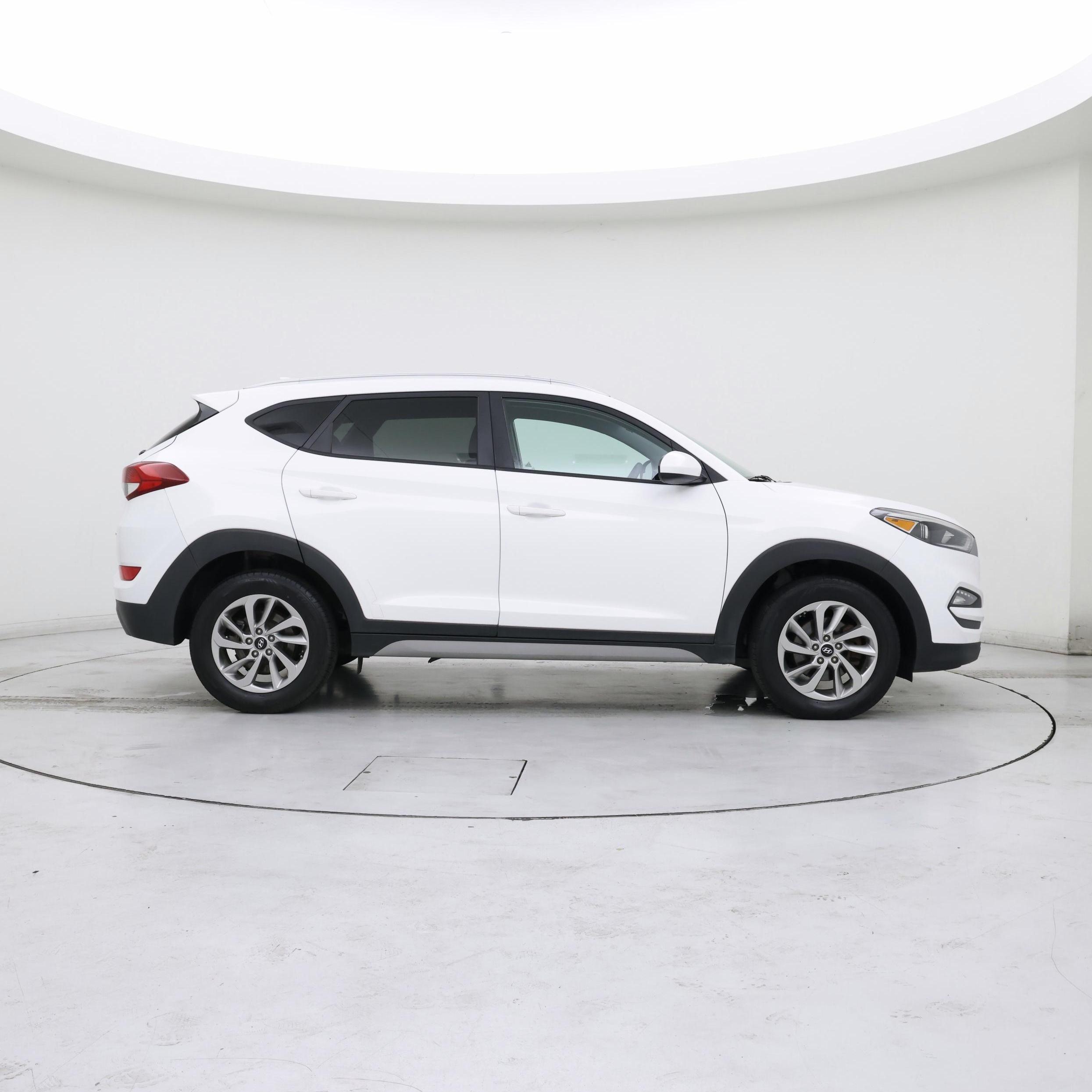 Thumbnail: 2018 Hyundai Tucson - 7