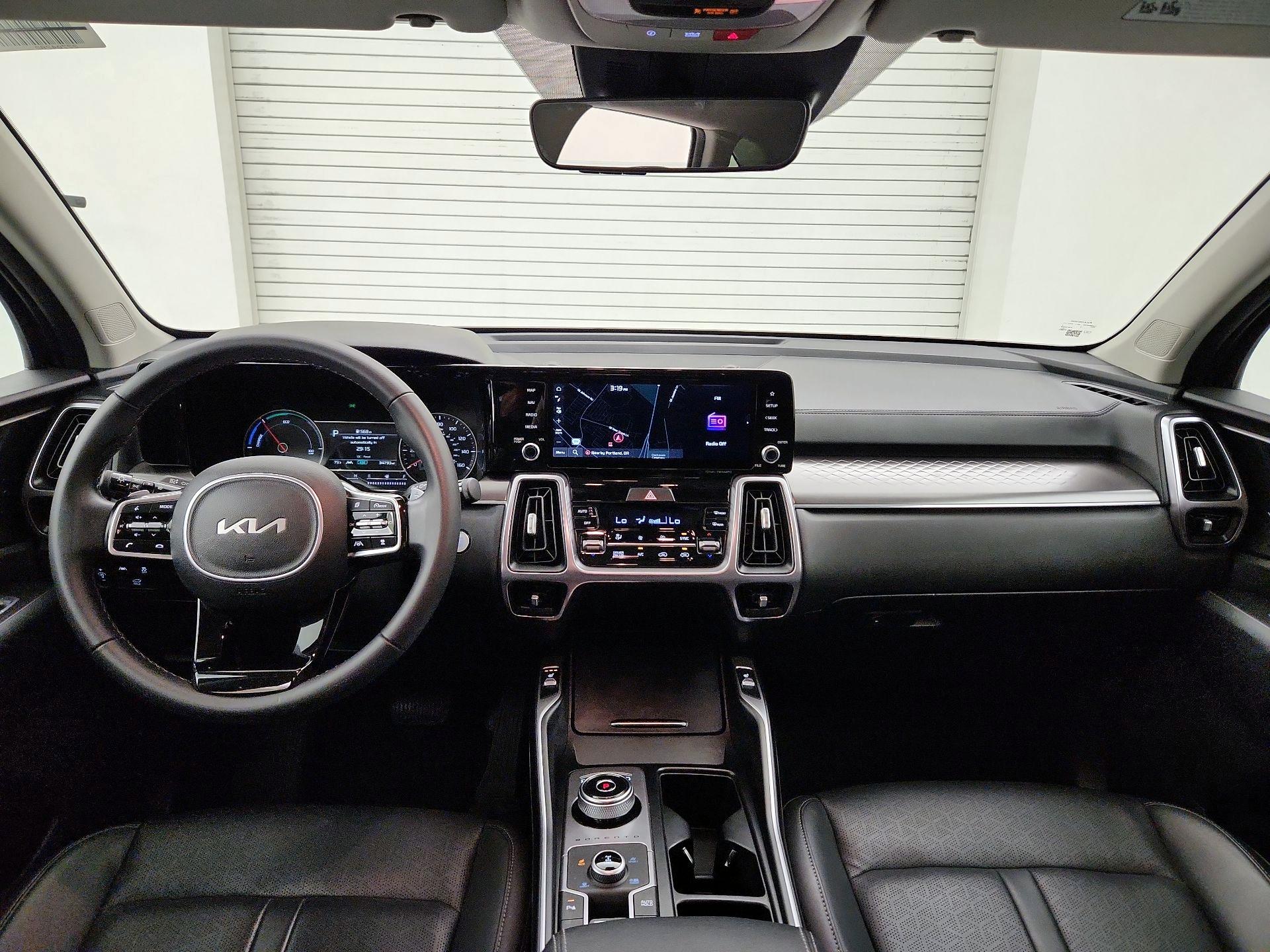 Thumbnail: 2023 Kia Sorento - 9