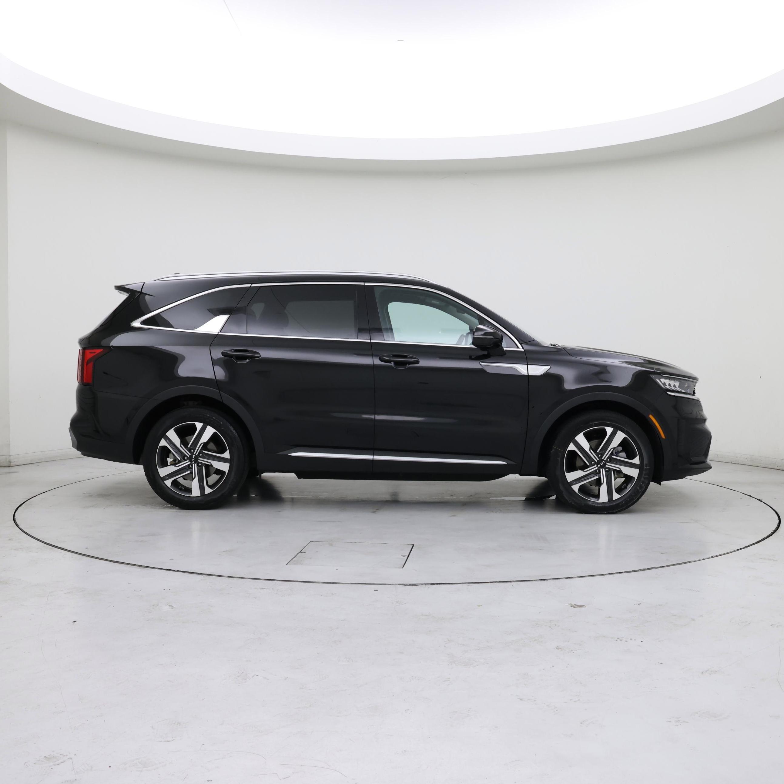 Thumbnail: 2023 Kia Sorento - 7