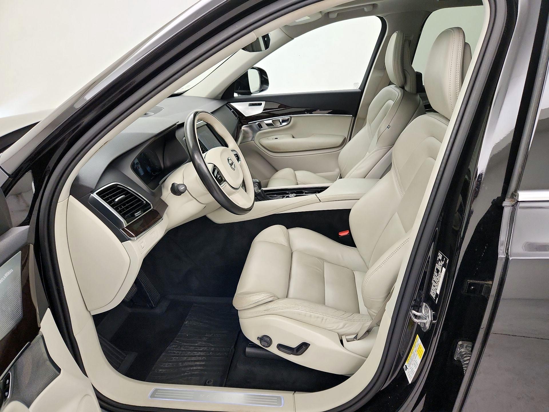 Thumbnail: 2017 Volvo XC90 - 11