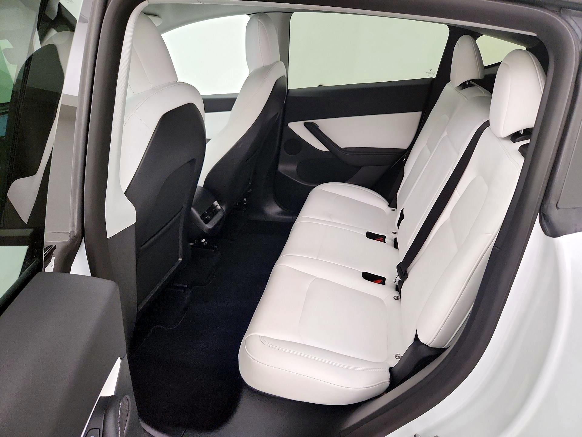 Thumbnail: 2022 Tesla Model Y - 20
