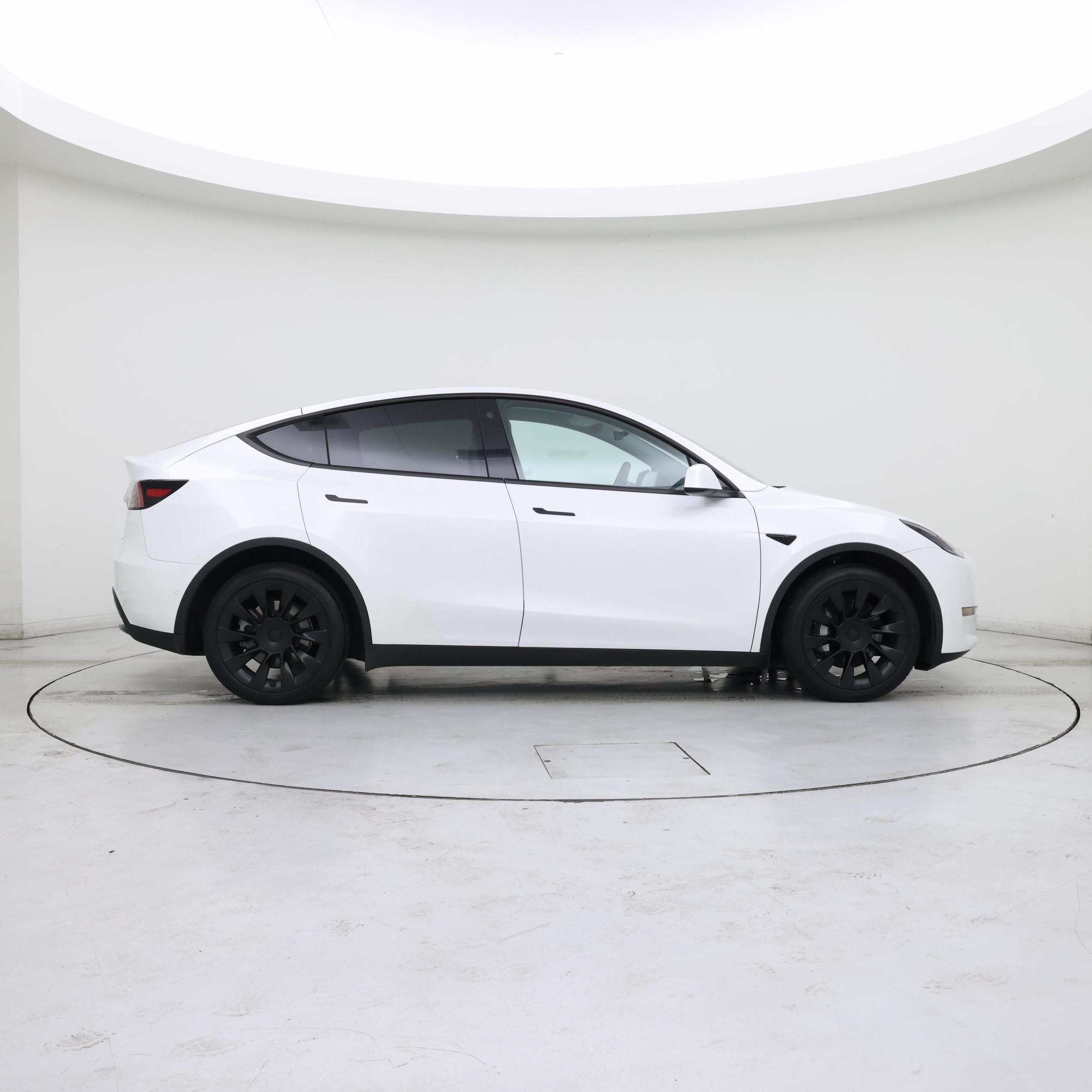 Thumbnail: 2022 Tesla Model Y - 7