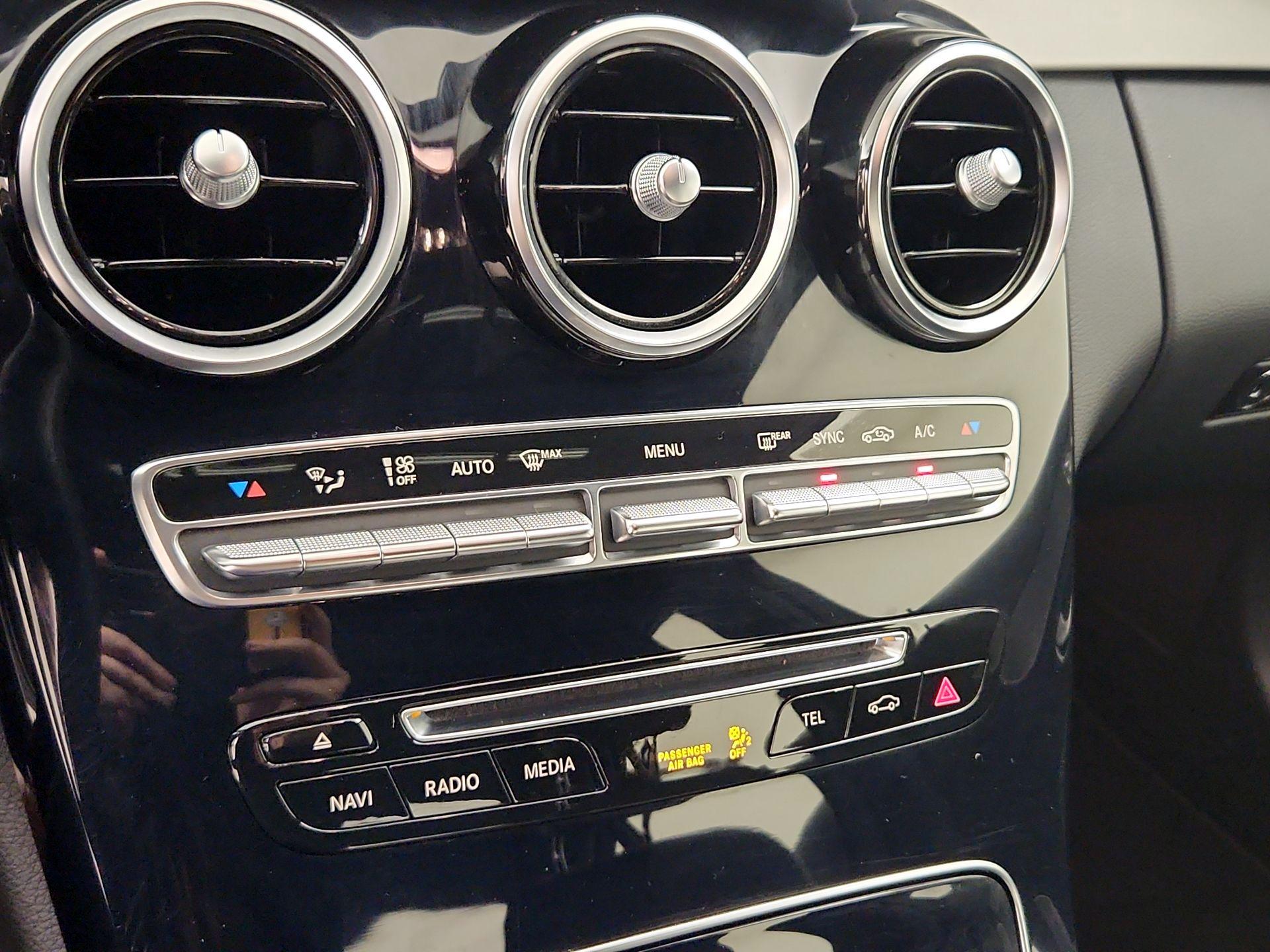 Thumbnail: 2018 Mercedes-Benz C-Class - 16