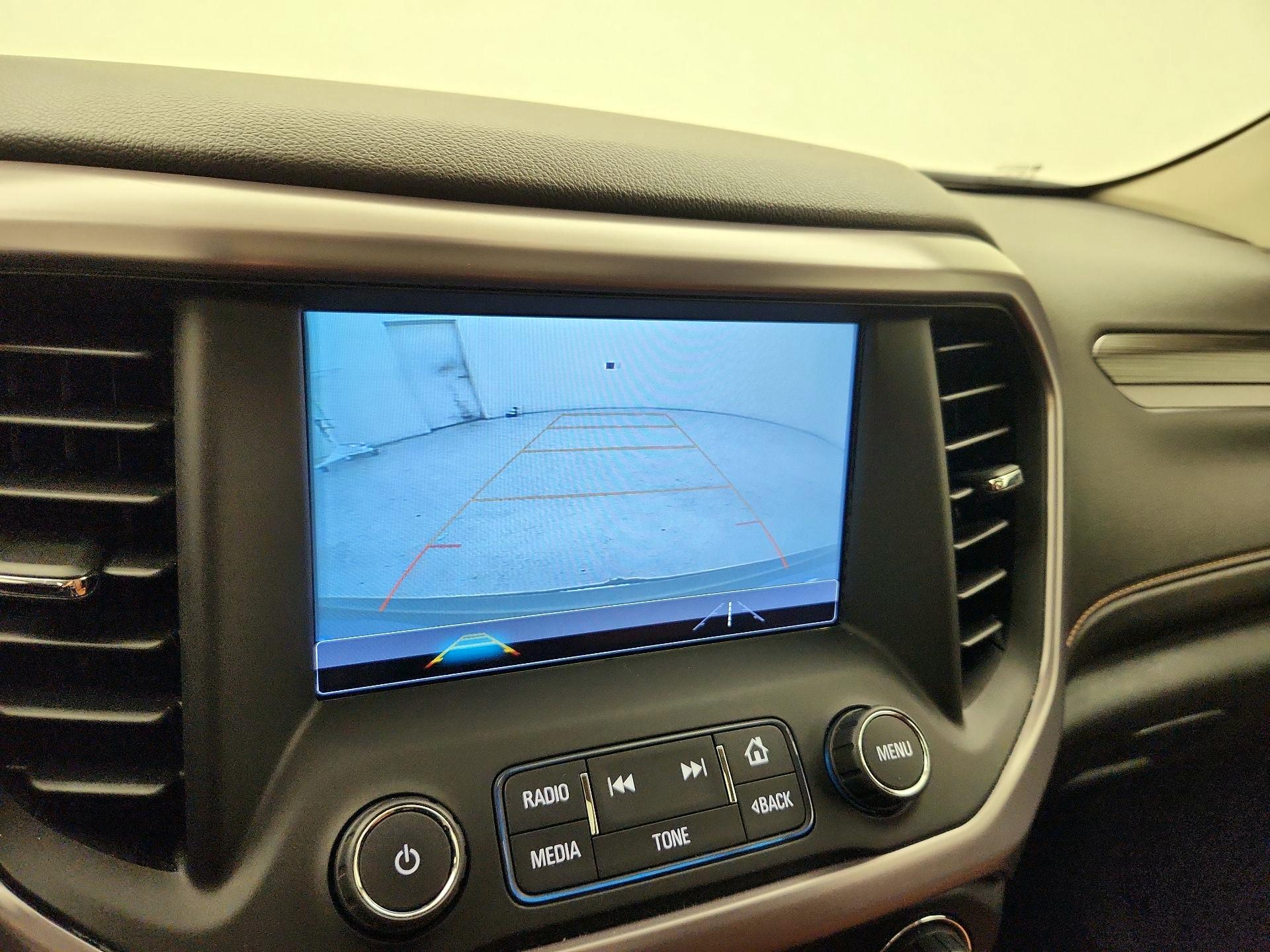 Thumbnail: 2018 GMC Acadia - 15