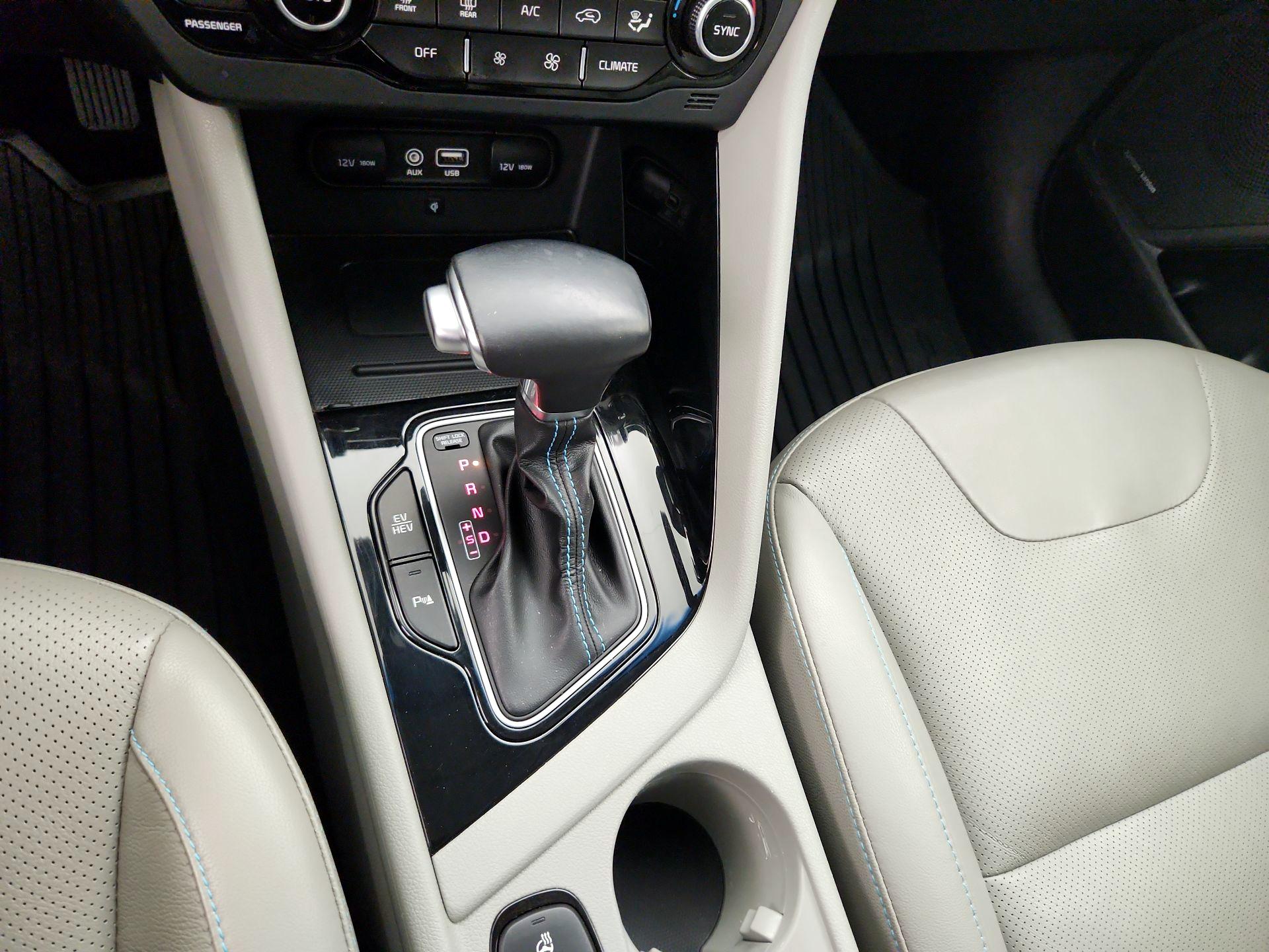 Thumbnail: 2019 Kia Niro - 18