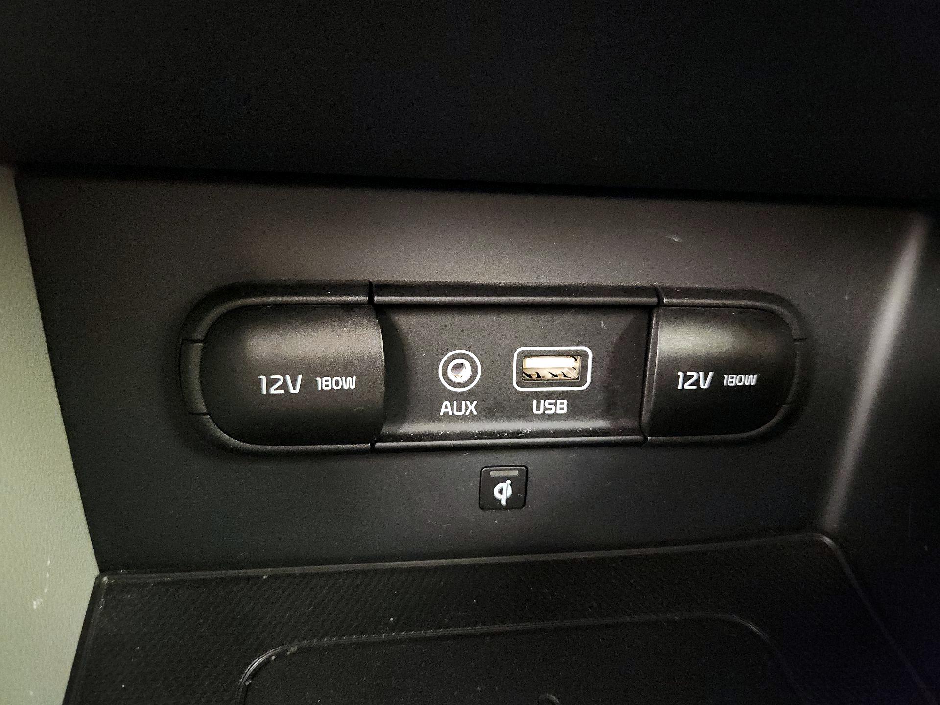 Thumbnail: 2019 Kia Niro - 19