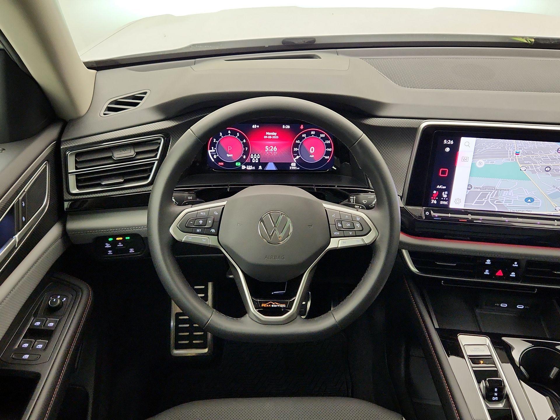 Thumbnail: 2024 Volkswagen Atlas - 10