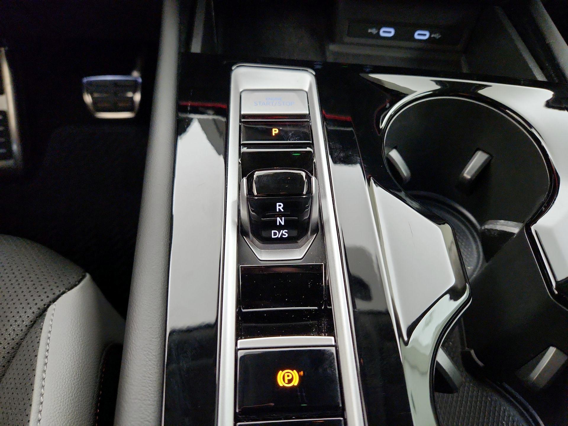 Thumbnail: 2024 Volkswagen Atlas - 18