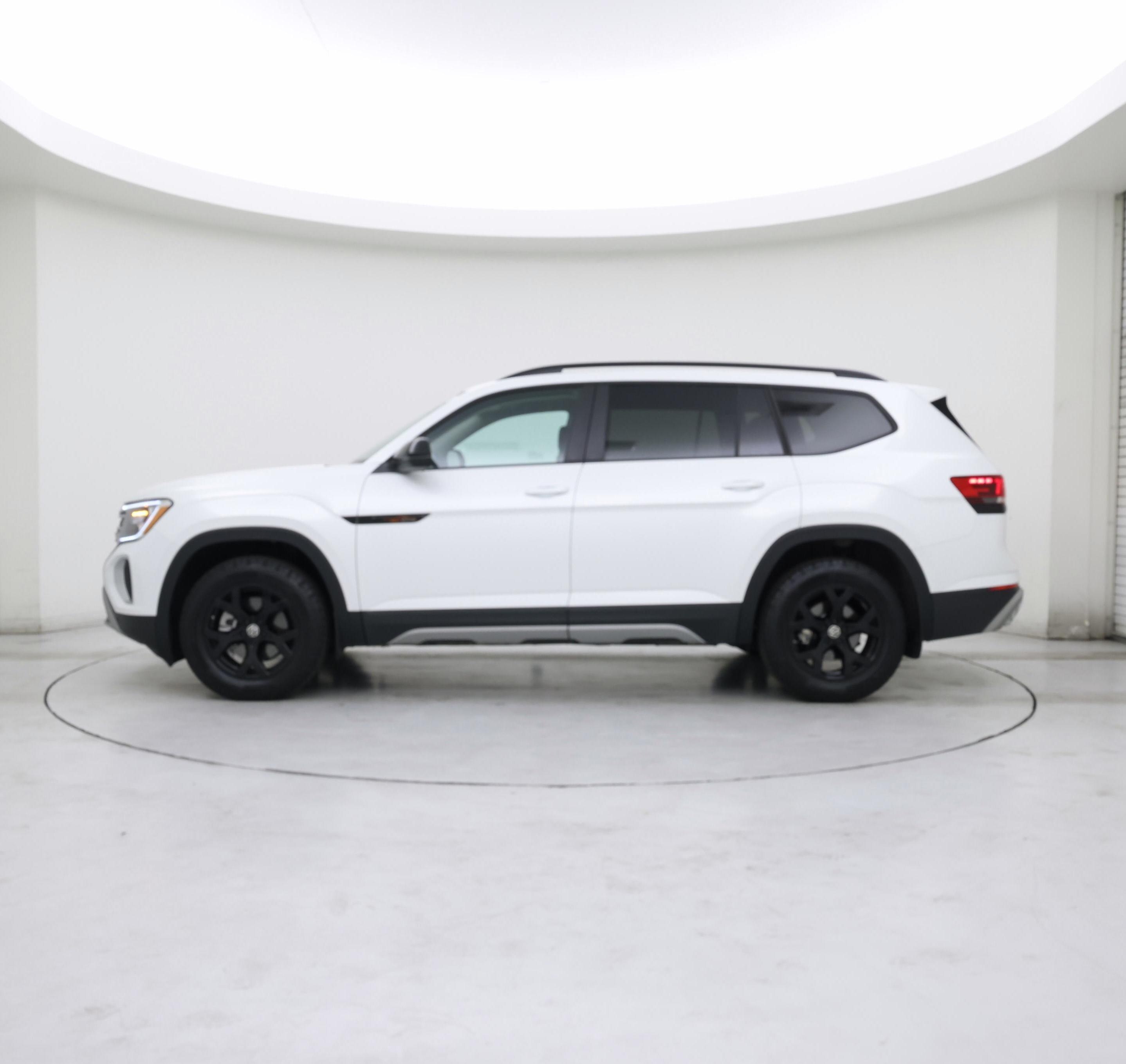 Thumbnail: 2024 Volkswagen Atlas - 3