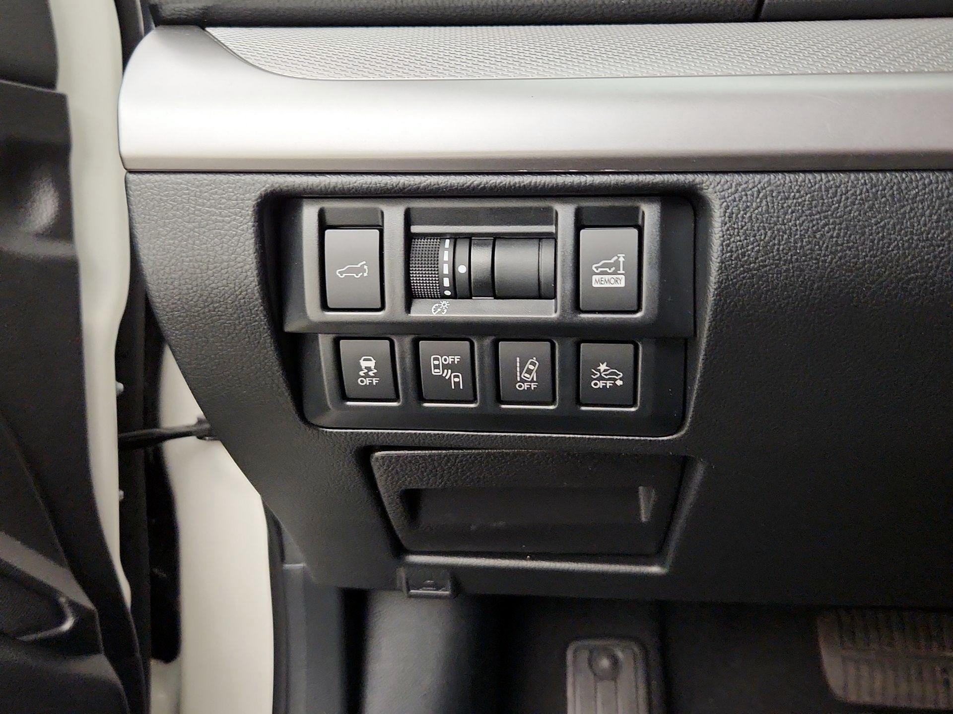 Thumbnail: 2019 Subaru Outback - 13