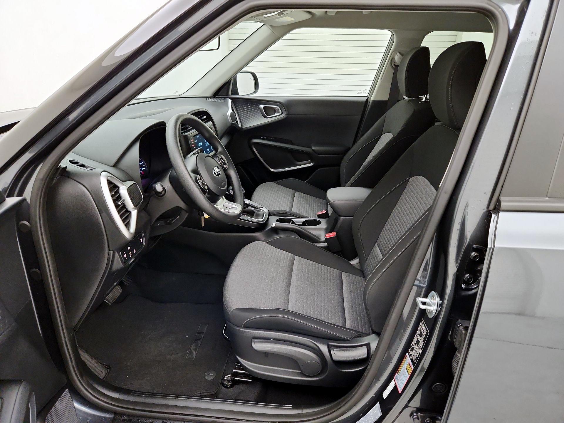 Thumbnail: 2020 Kia Soul - 11