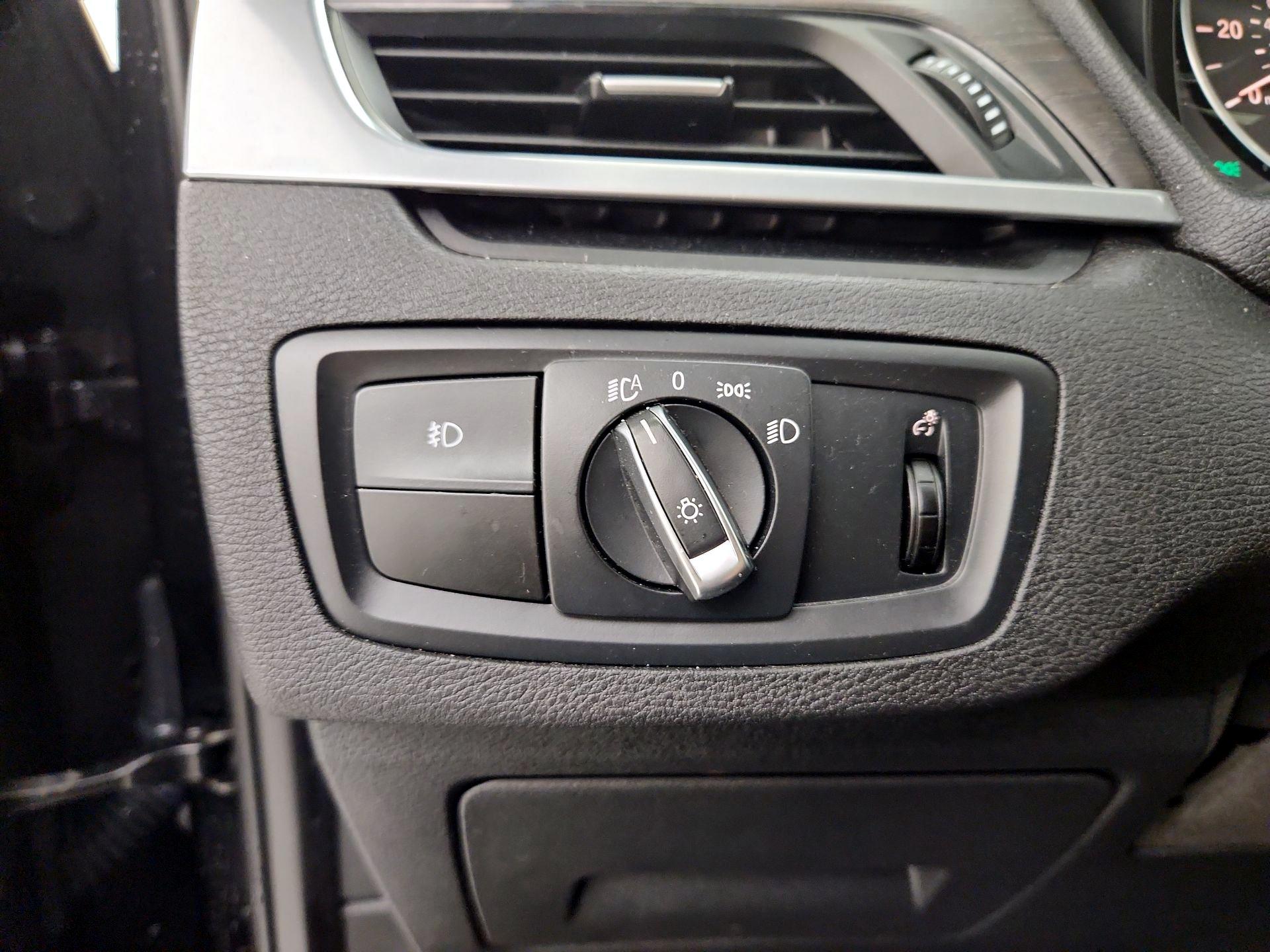 Thumbnail: 2016 BMW X1 - 13
