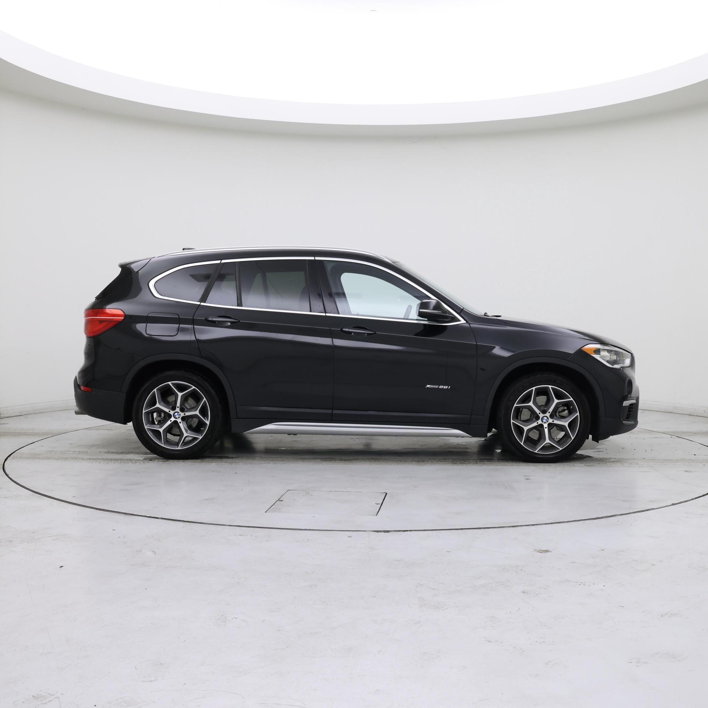 Thumbnail: 2016 BMW X1 - 7