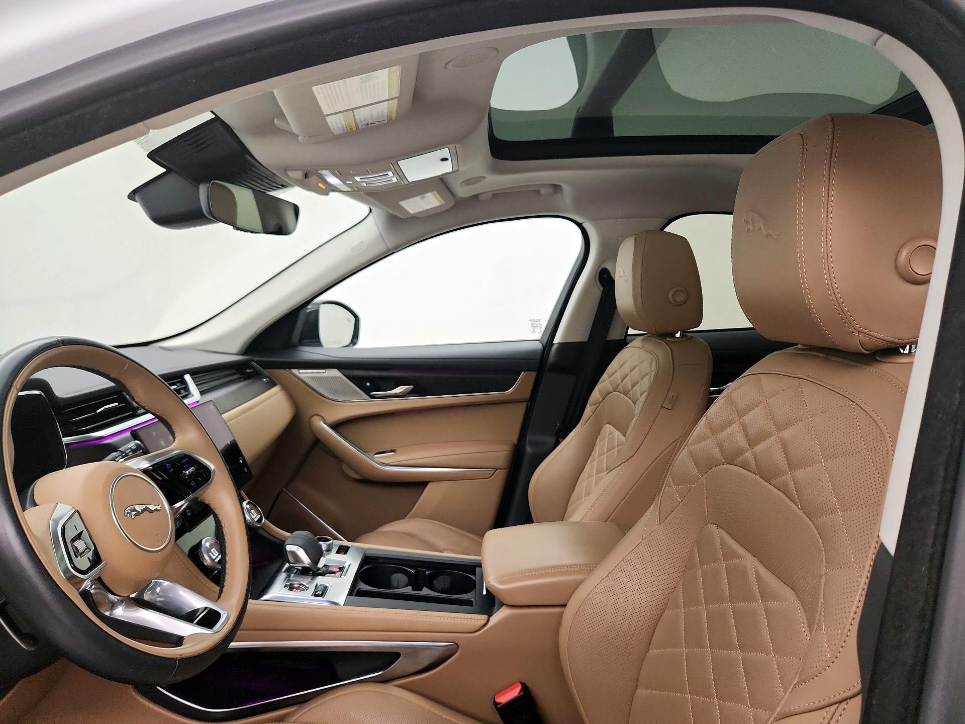 Thumbnail: 2023 Jaguar F-Pace - 20