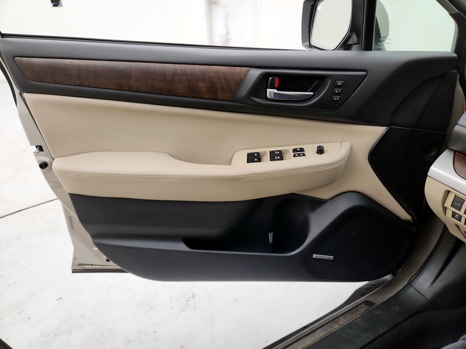 Thumbnail: 2016 Subaru Outback - 12