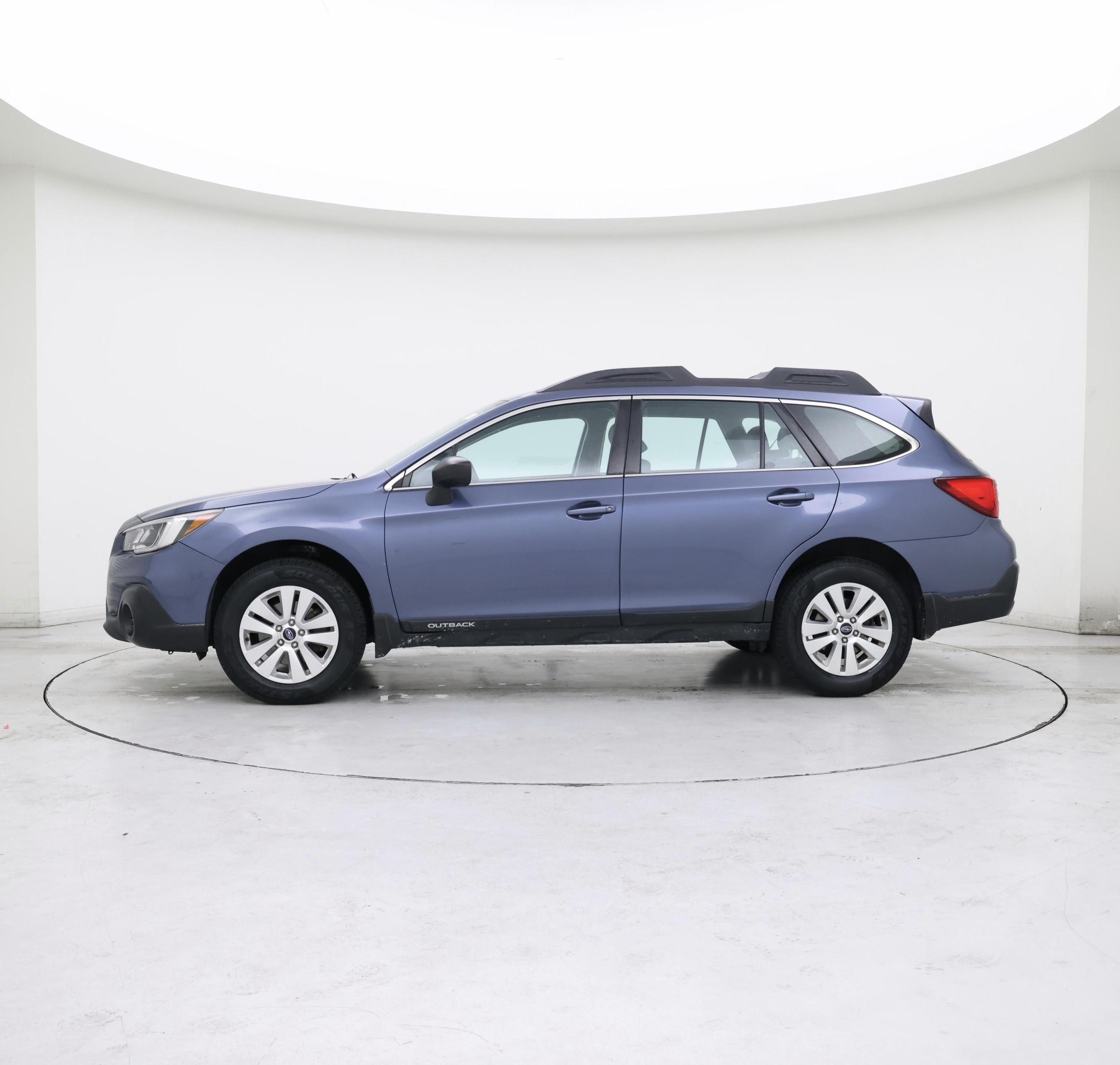 Thumbnail: 2018 Subaru Outback - 3