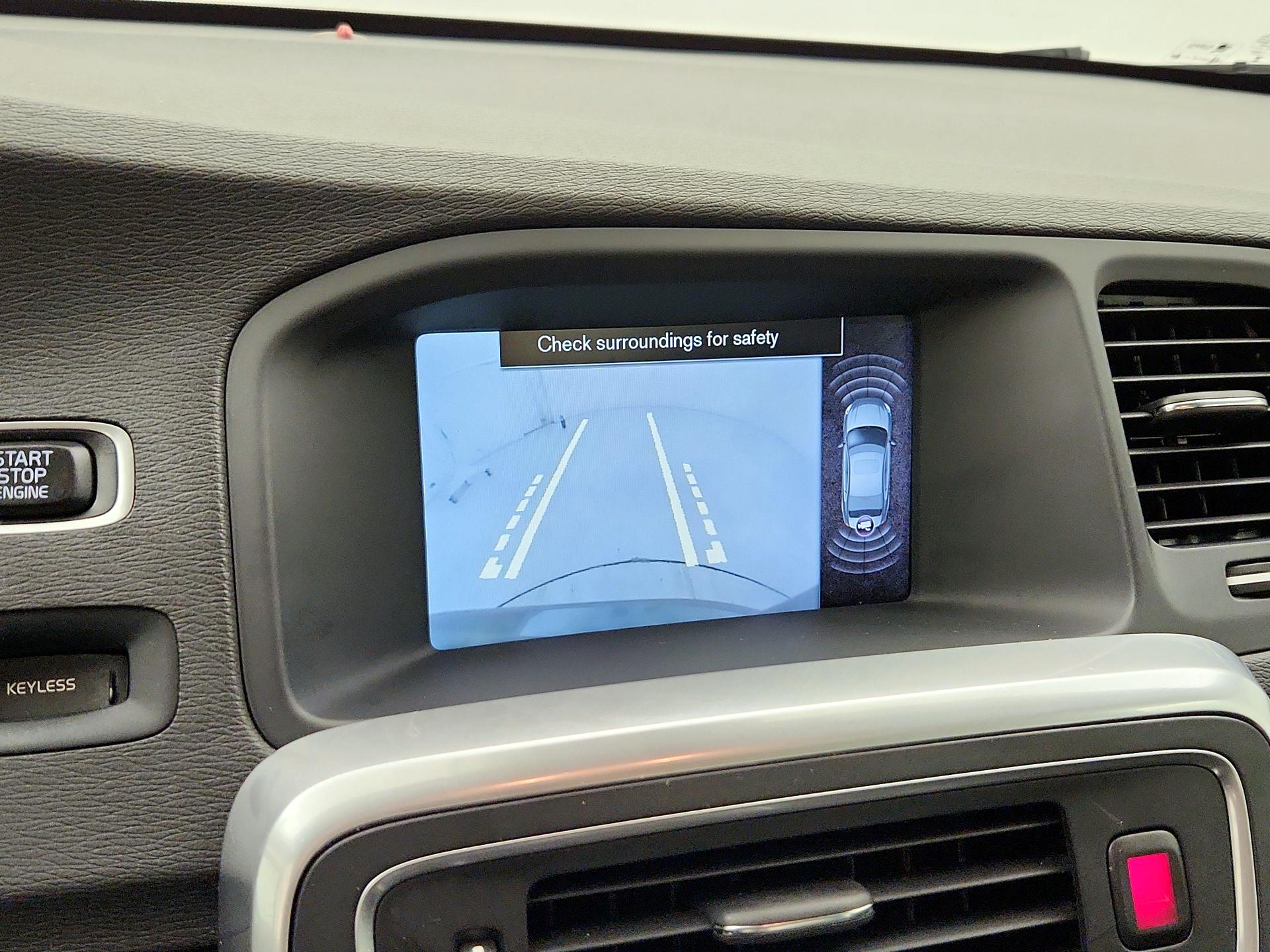 Thumbnail: 2015 Volvo S60 - 14