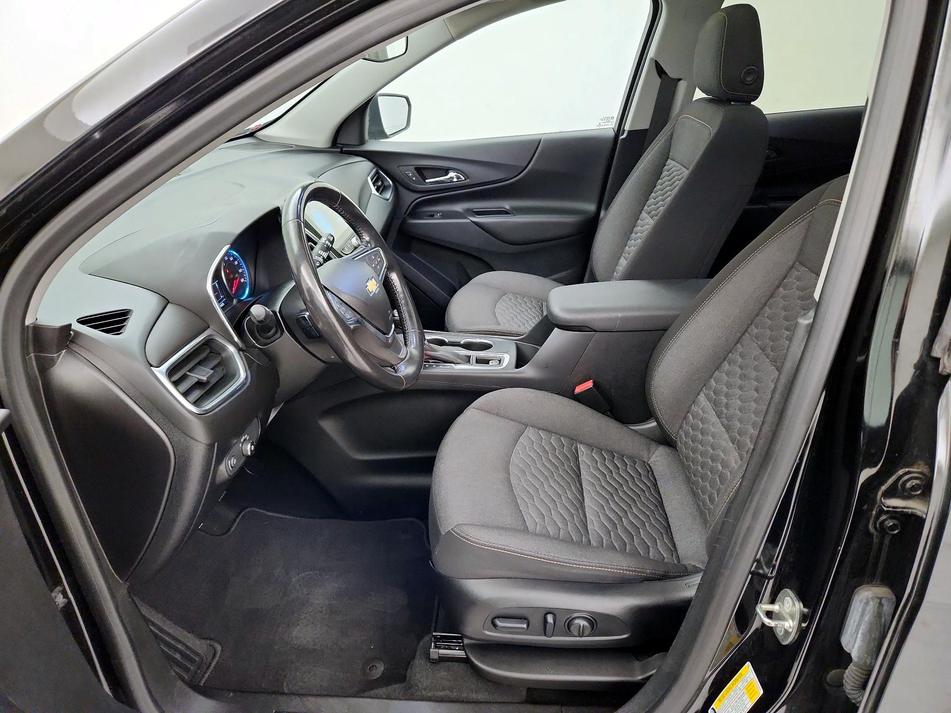 Thumbnail: 2018 Chevrolet Equinox - 11