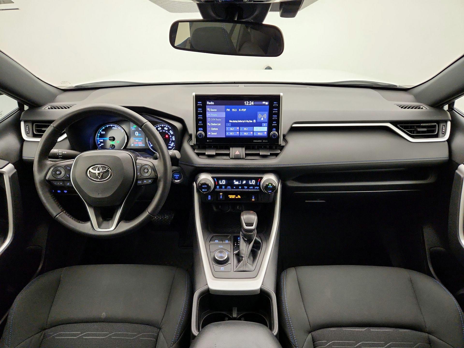 Thumbnail: 2022 Toyota RAV4 - 9