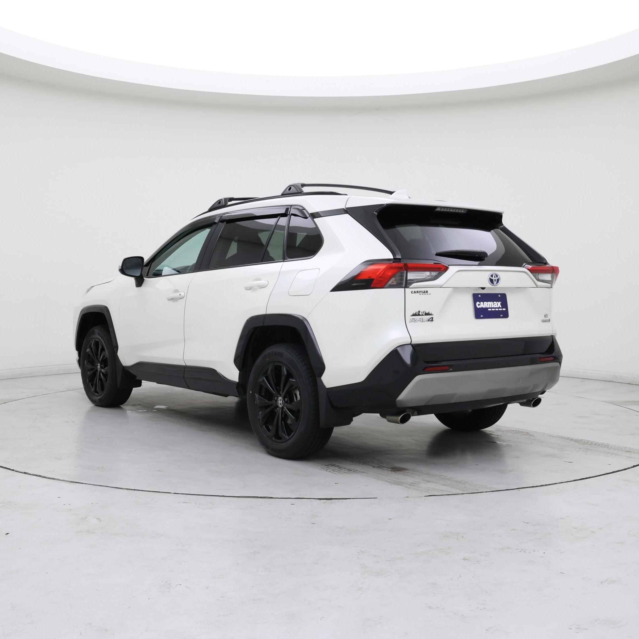 Thumbnail: 2022 Toyota RAV4 - 2