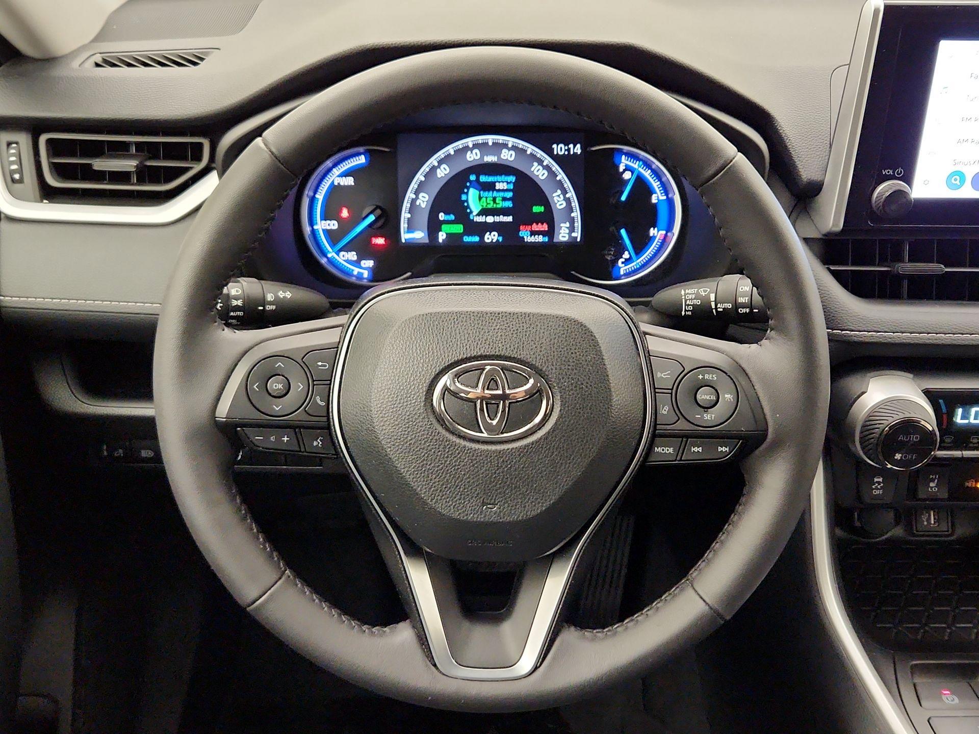 Thumbnail: 2024 Toyota RAV4 - 10