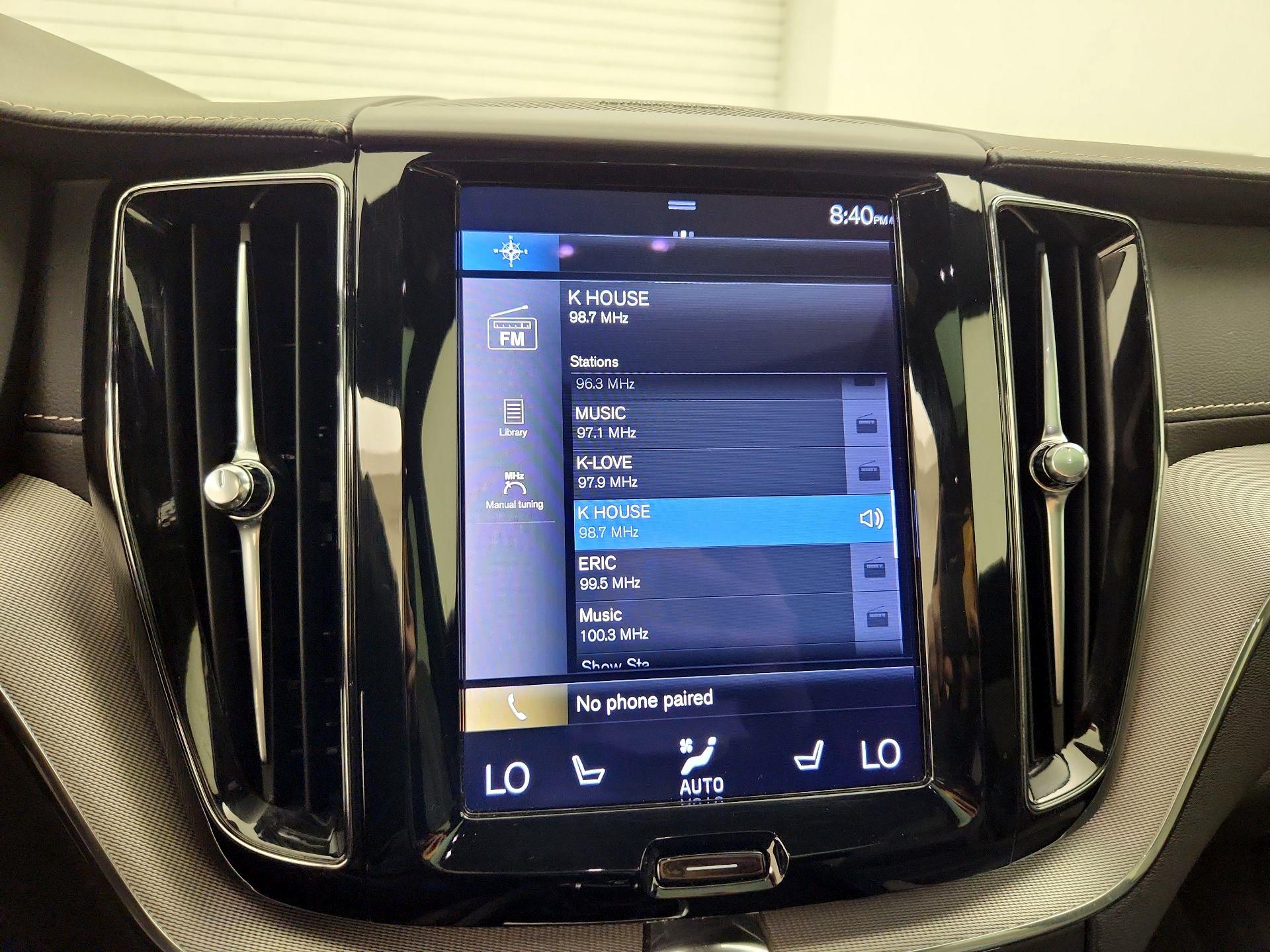 Thumbnail: 2021 Volvo XC60 - 16