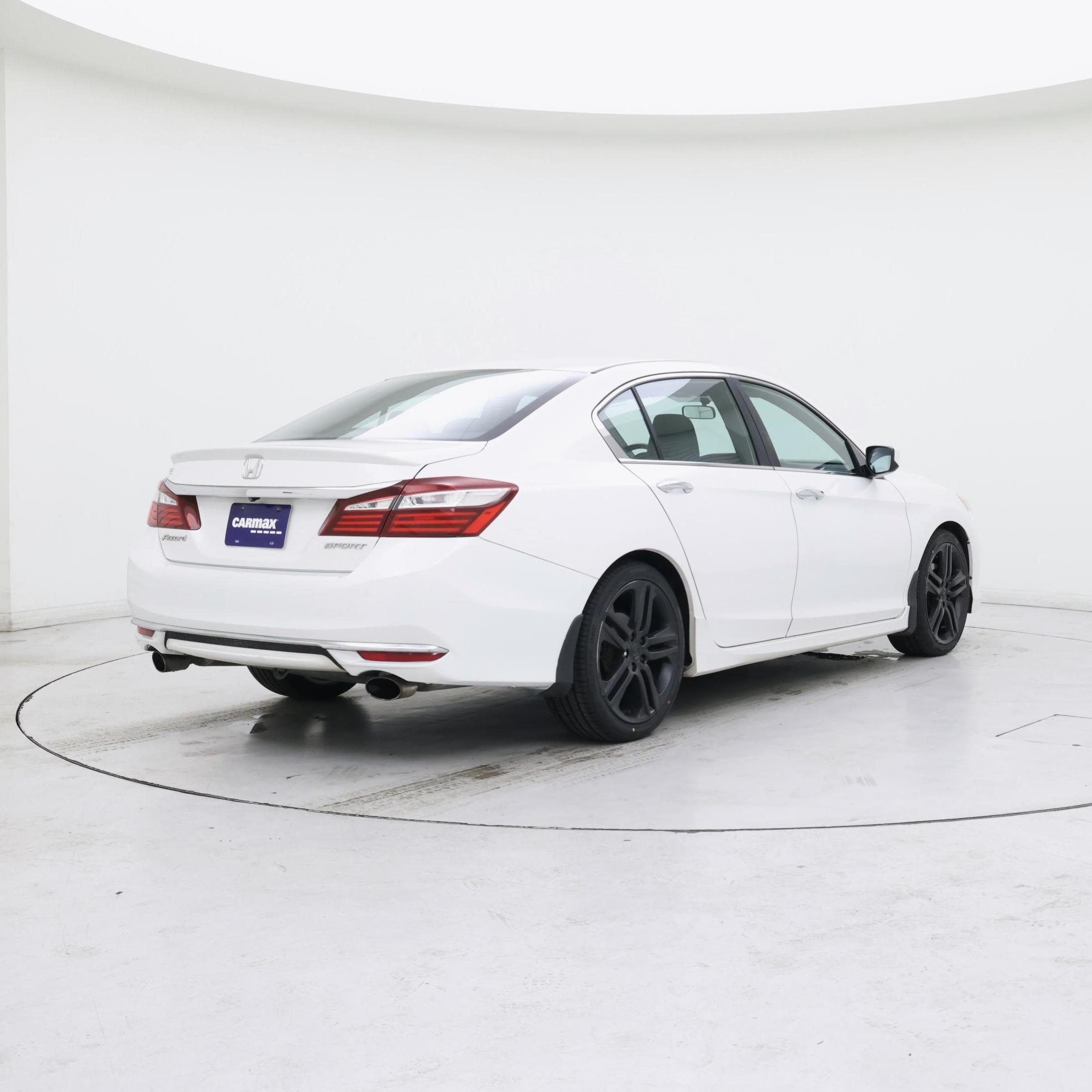 Thumbnail: 2016 Honda Accord - 8
