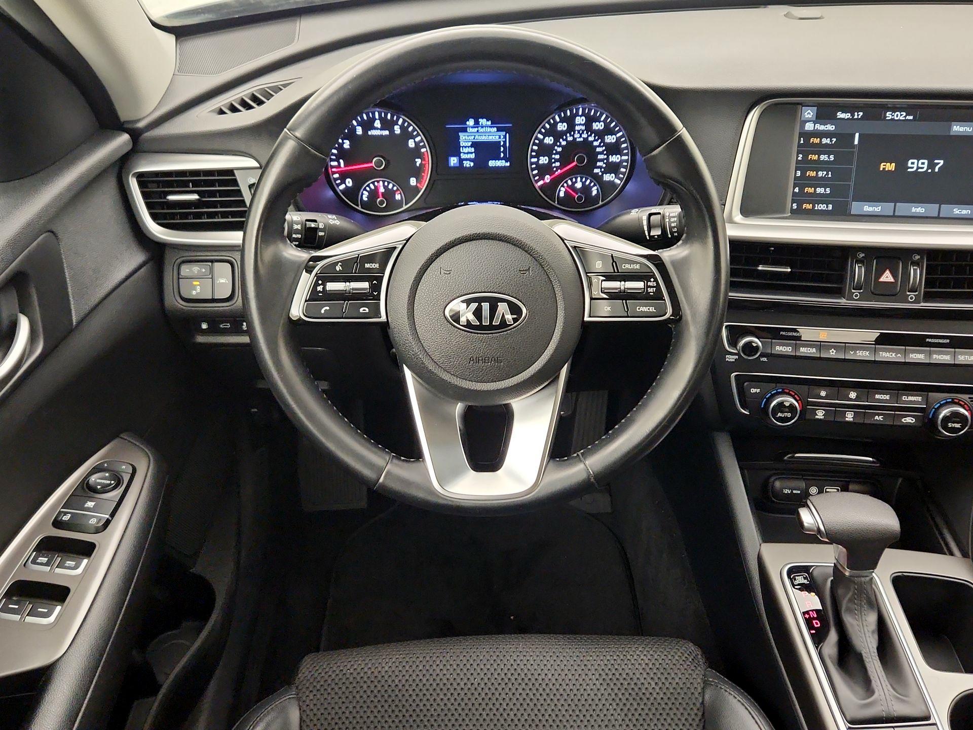 Thumbnail: 2019 Kia Optima - 10