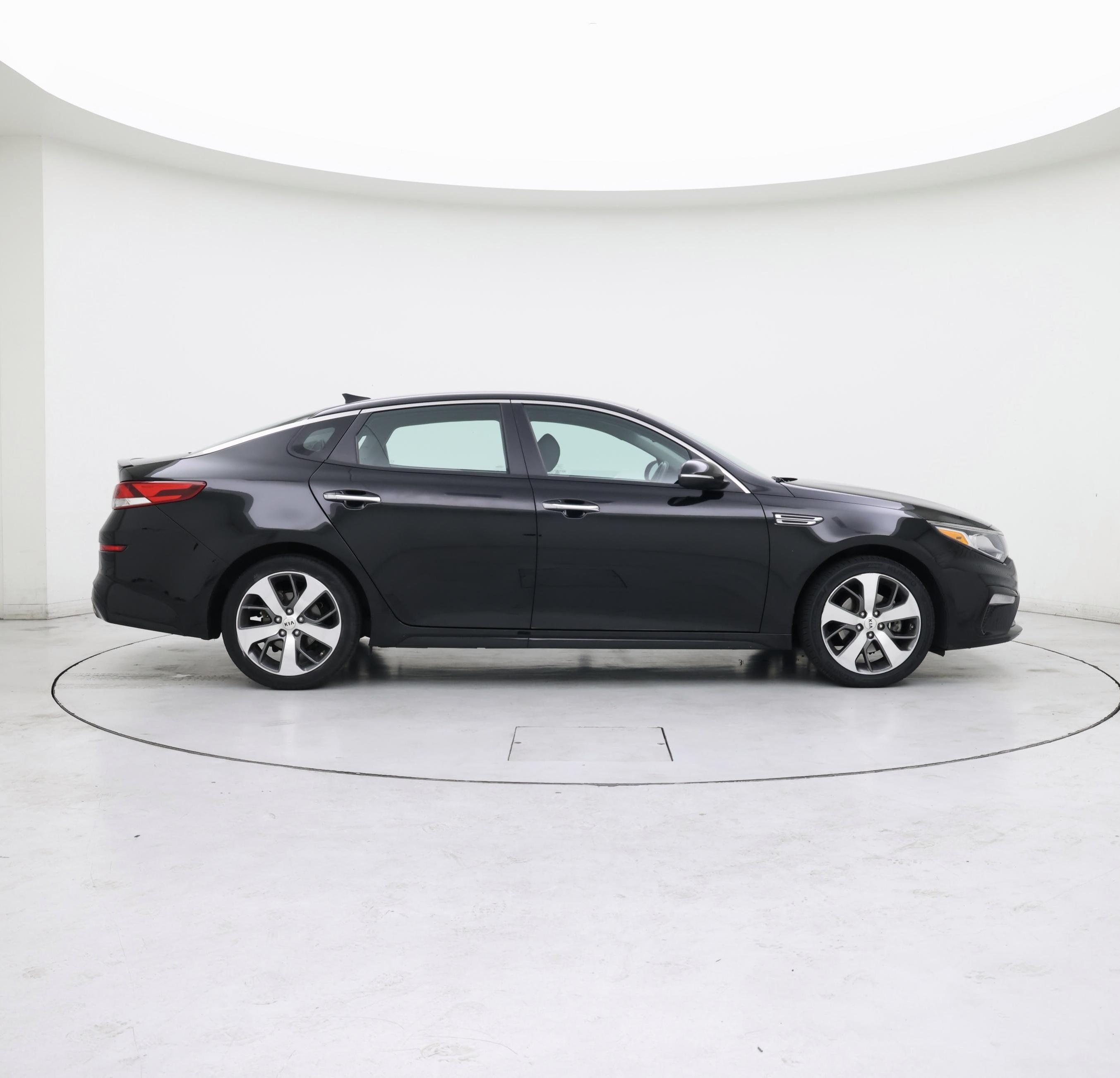 Thumbnail: 2019 Kia Optima - 7
