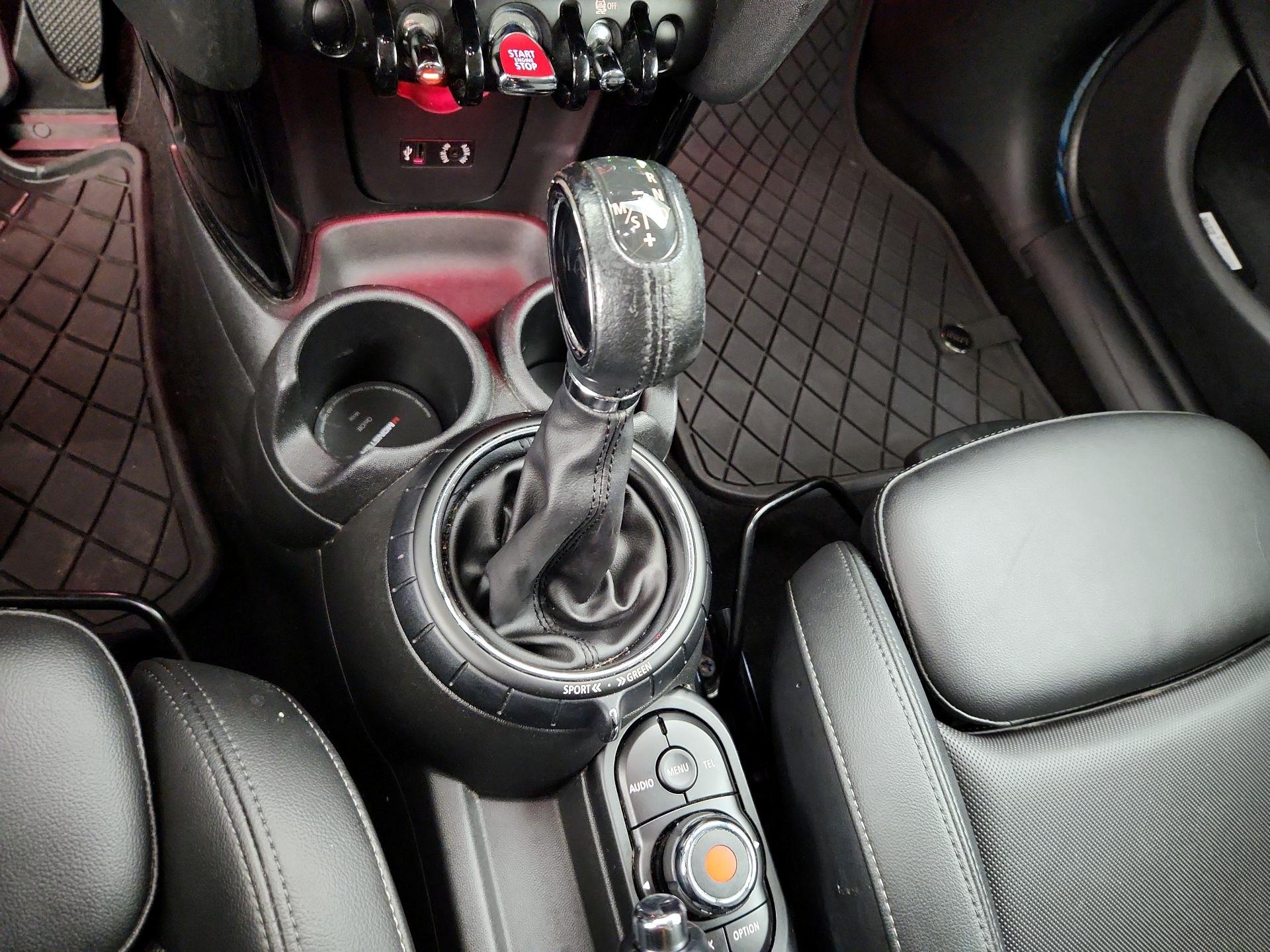 Thumbnail: 2016 MINI Cooper Hardtop - 16