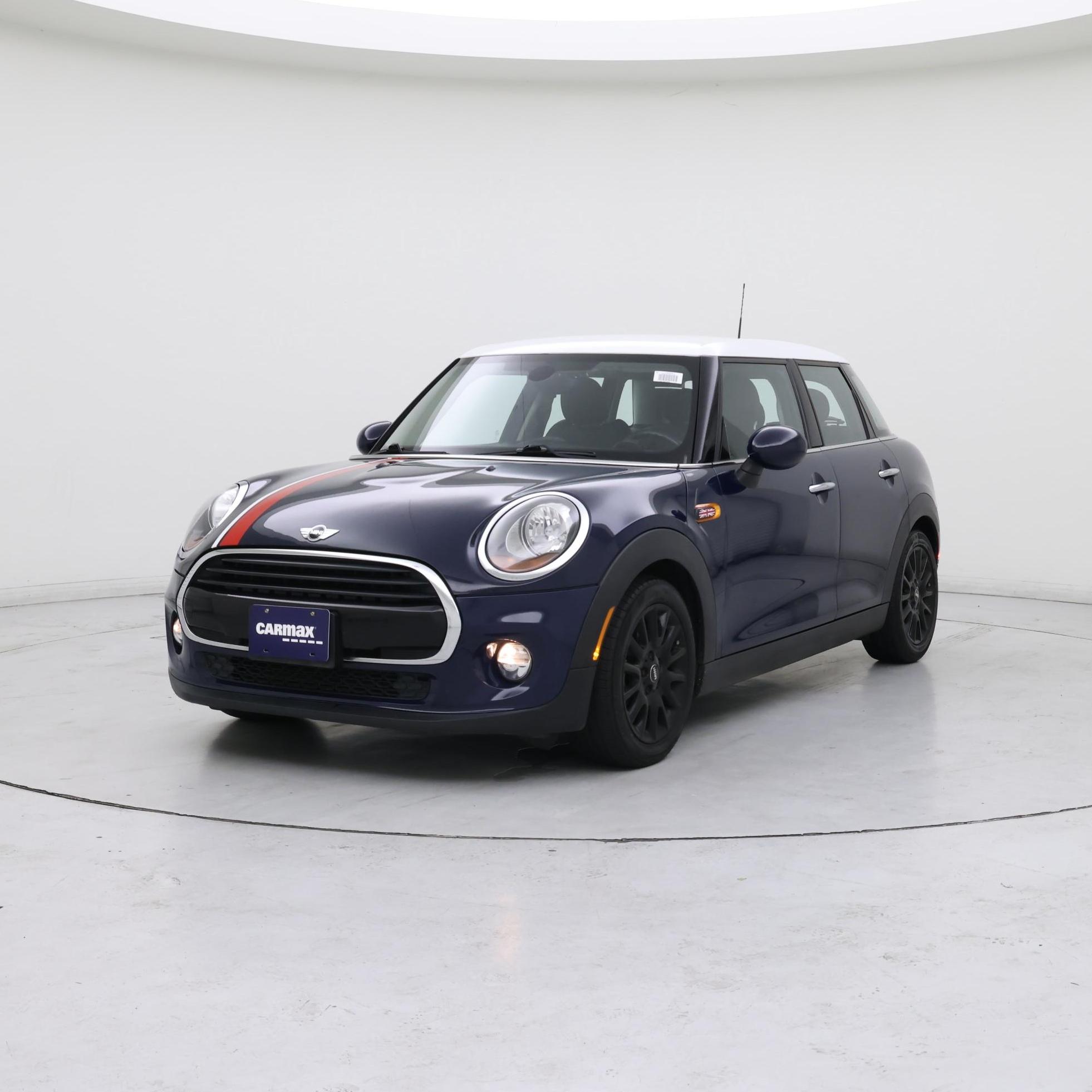 Thumbnail: 2016 MINI Cooper Hardtop - 4