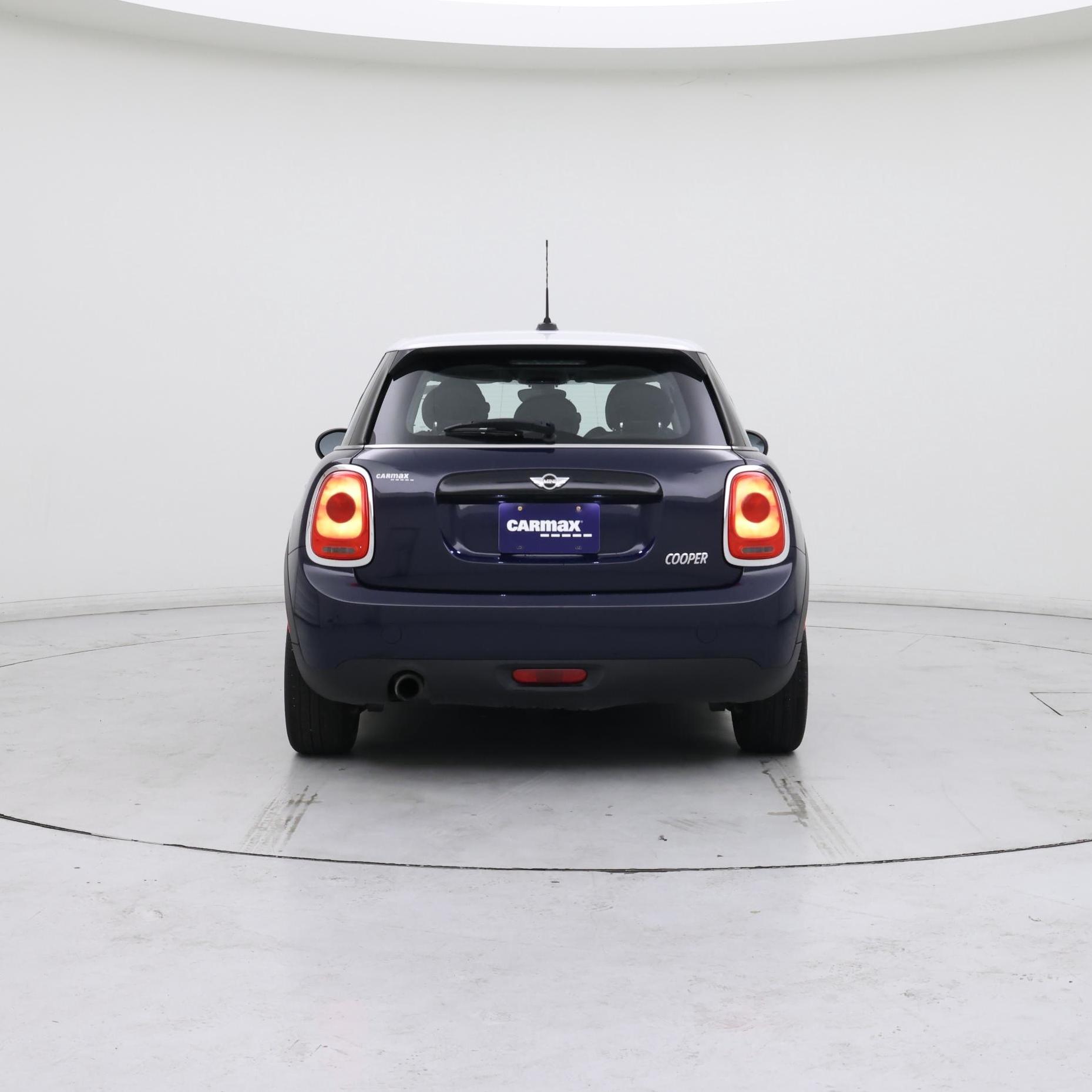 Thumbnail: 2016 MINI Cooper Hardtop - 6