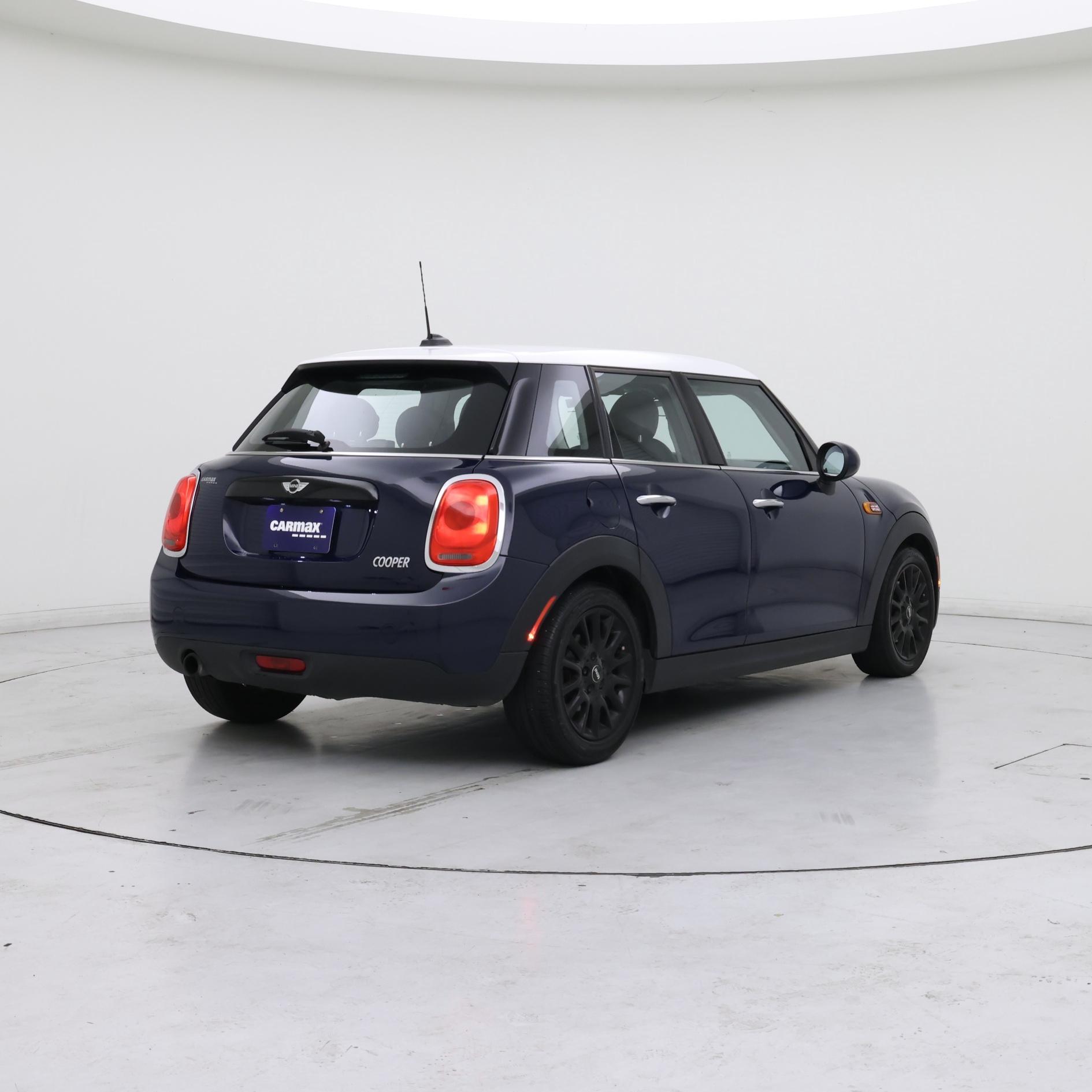 Thumbnail: 2016 MINI Cooper Hardtop - 8