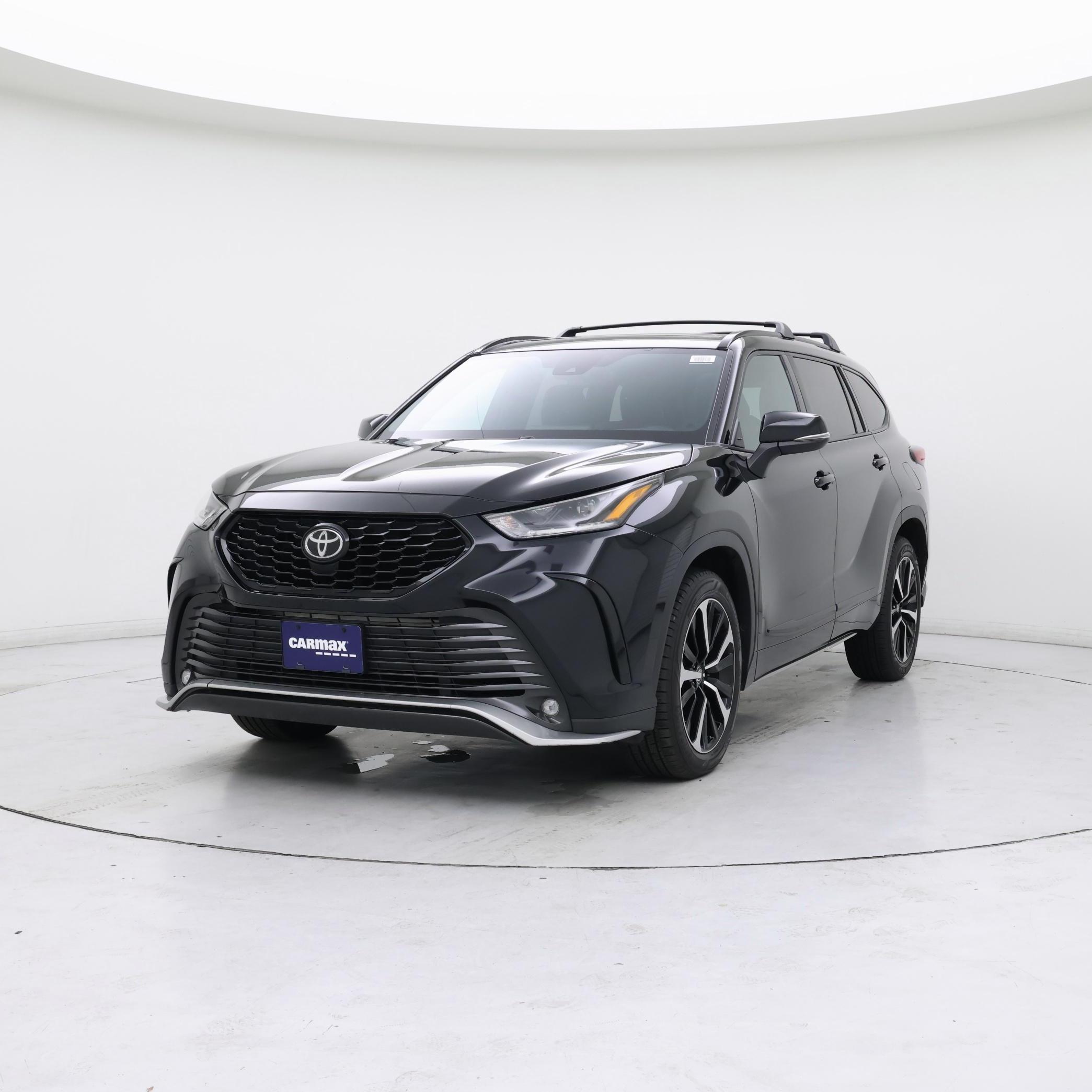 Thumbnail: 2021 Toyota Highlander - 4