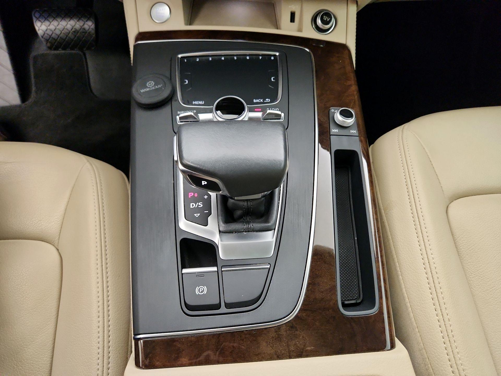Thumbnail: 2019 Audi Q5 - 18
