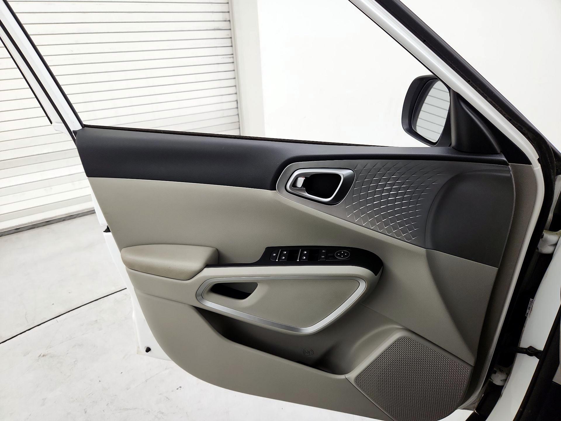 Thumbnail: 2021 Kia Soul - 12