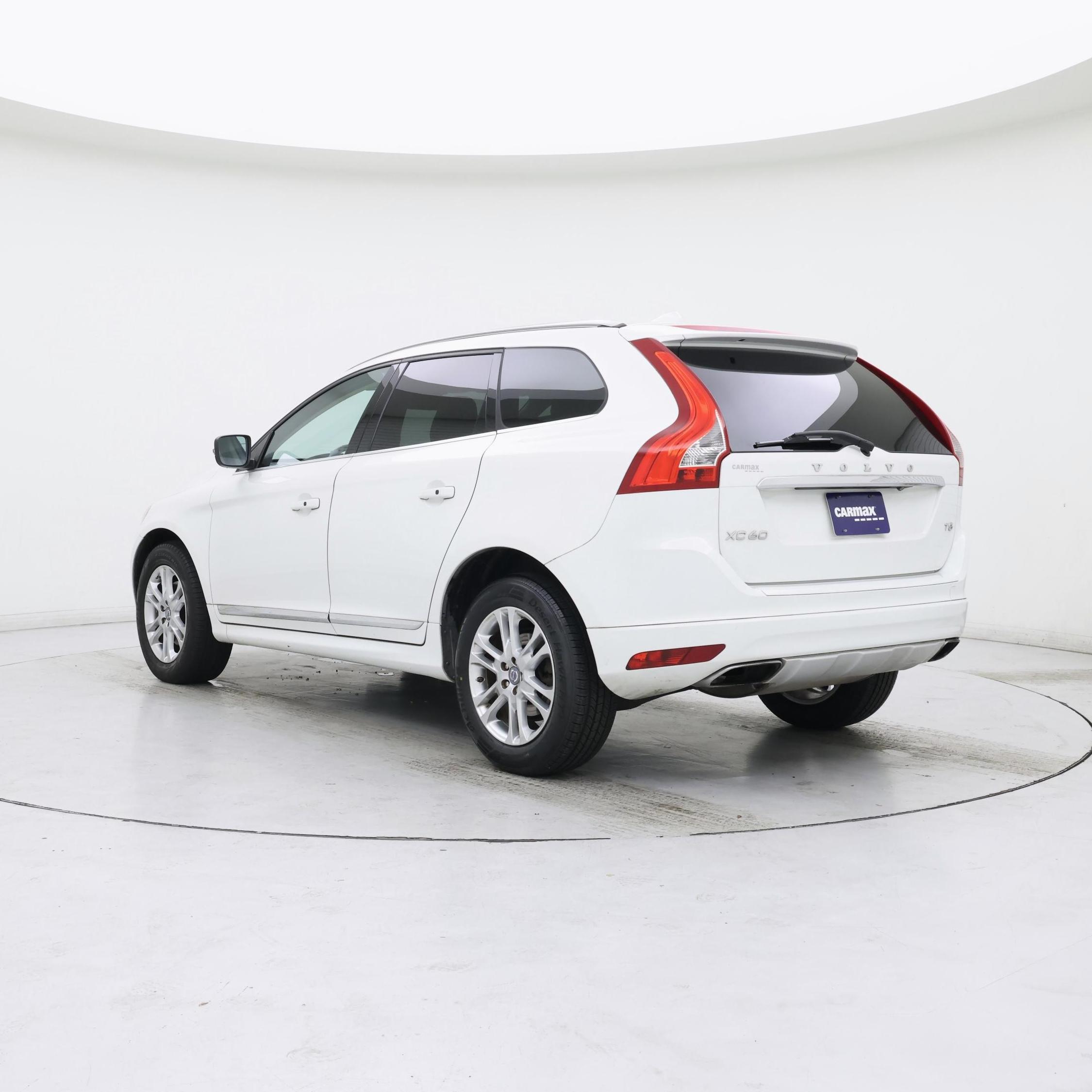 Thumbnail: 2015 Volvo XC60 - 2