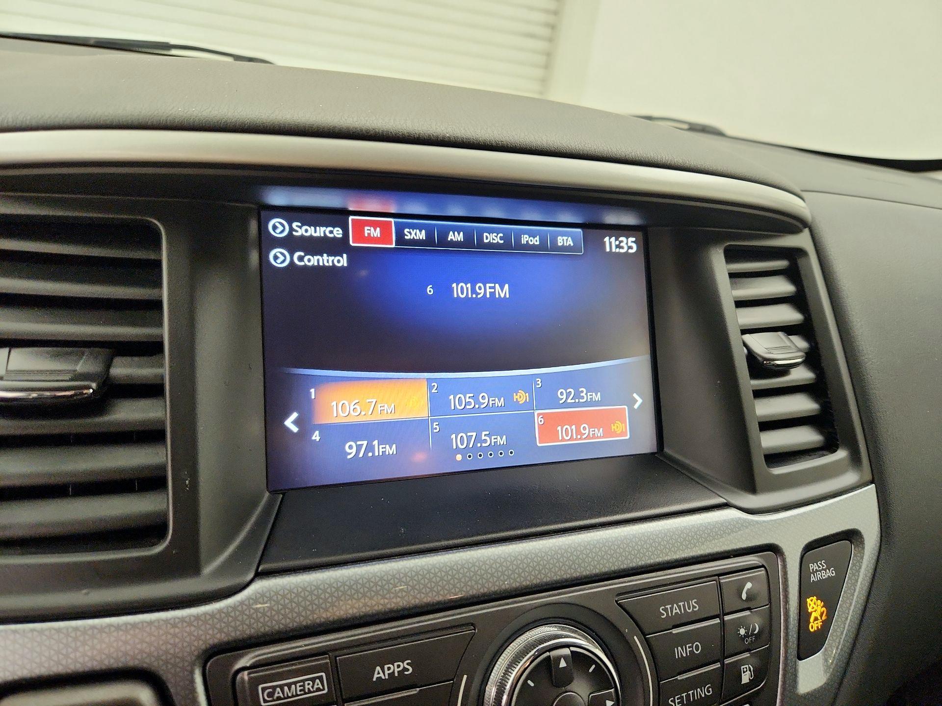 Thumbnail: 2020 Nissan Pathfinder - 16