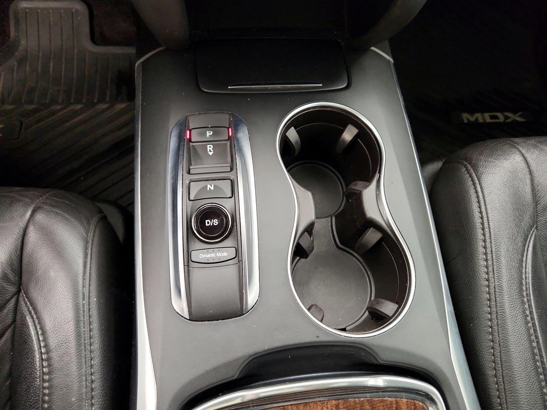 Thumbnail: 2018 Acura MDX - 17