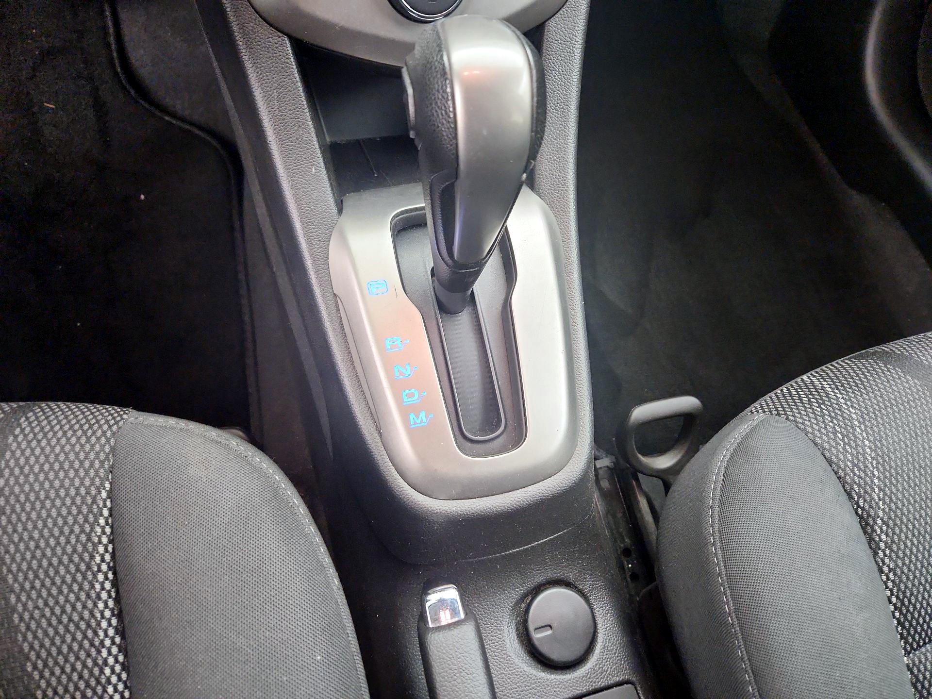 Thumbnail: 2016 Chevrolet Sonic - 16