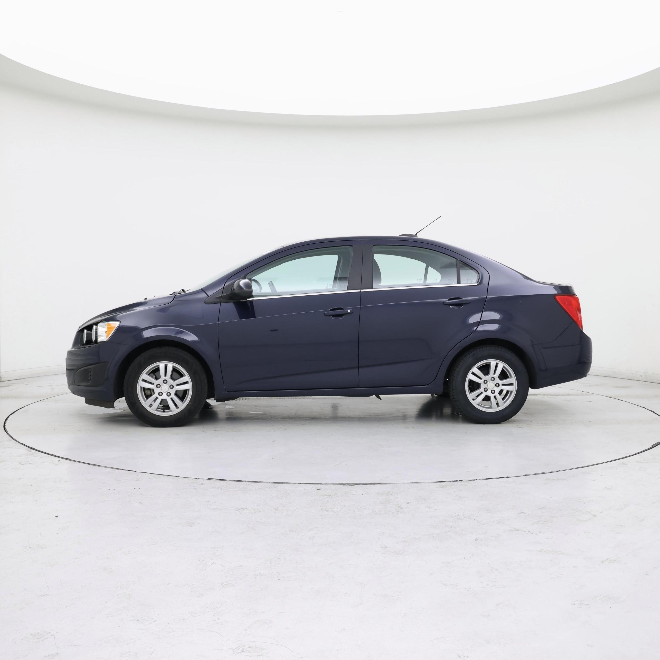 Thumbnail: 2016 Chevrolet Sonic - 3
